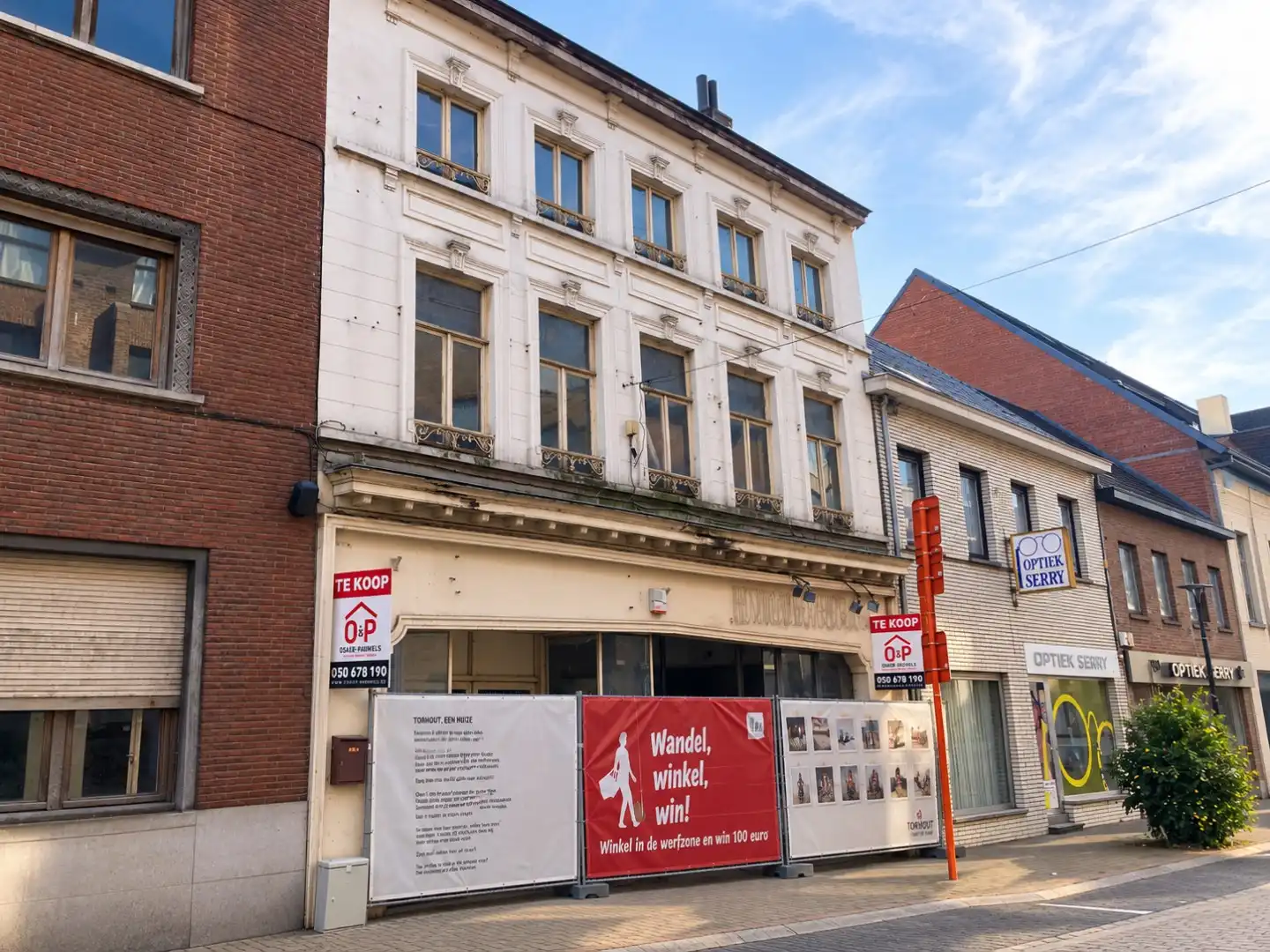 Interessante projectlocatie voor stads-woonproject met handel en garages (960 m²), Torhout  foto 2