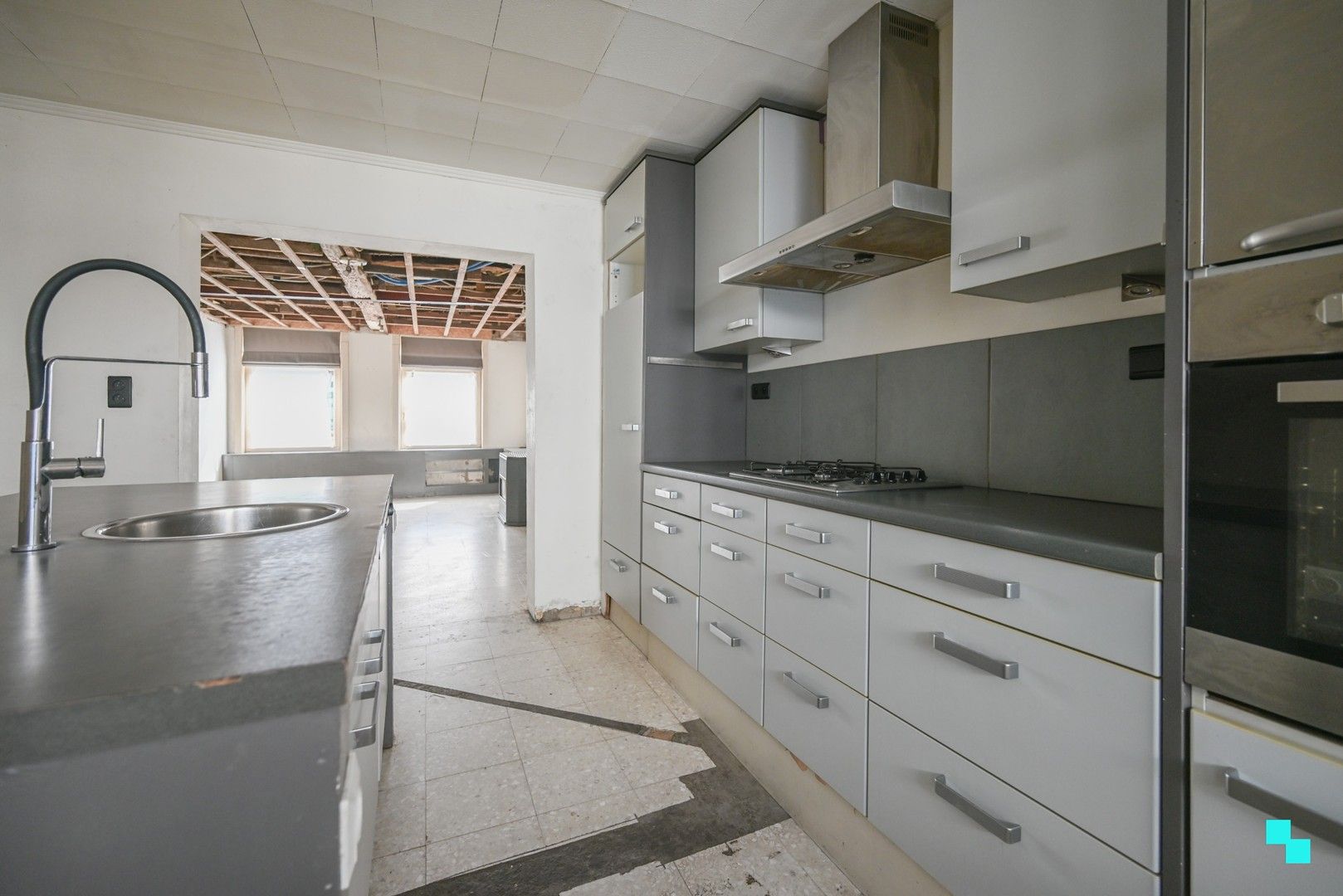 Woning gelegen nabij het centrum van Ingelmunster foto 8