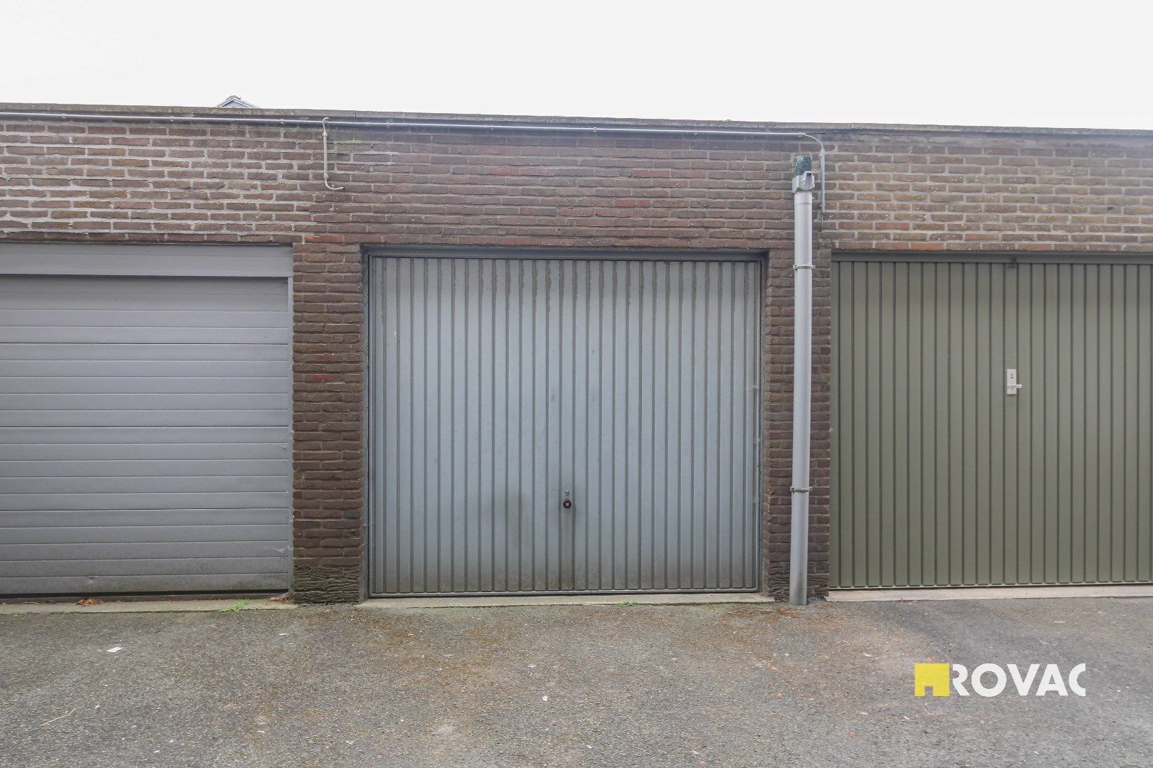 Instapklaar appartement met garage! foto 12