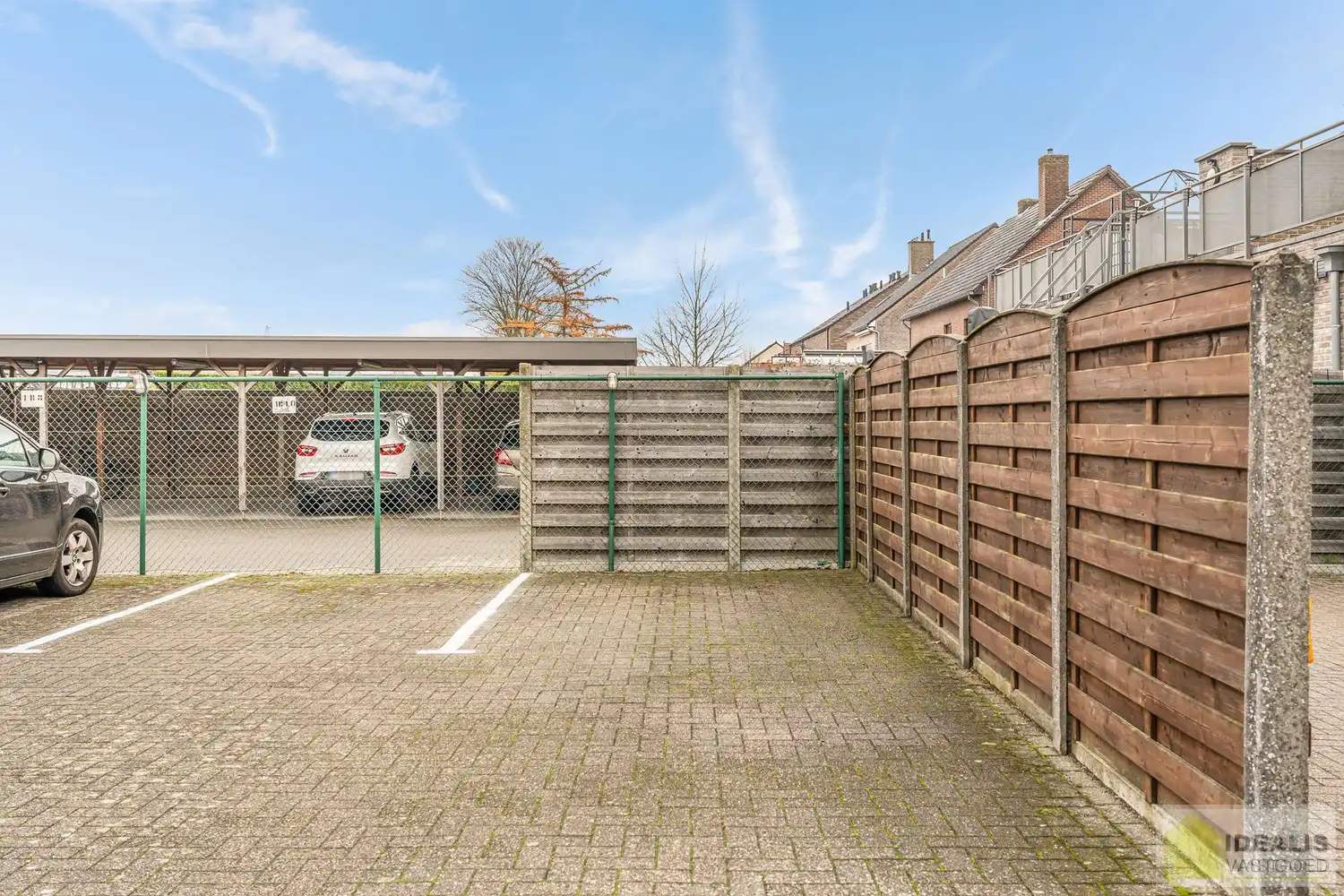 IDEALIS VASTGOED – INSTAPKLAAR GELIJKVLOERS APPARTEMENT MET LICHTRIJKE LEEFRUIMTE,  RUIME OPEN KEUKEN, BADKAMER, SLAAPKAMER EN AUTOSTAANPLAATS OP EEN GUNSTIGE LOCATIE NABIJ HET CENTRUM VAN PELT! foto 17