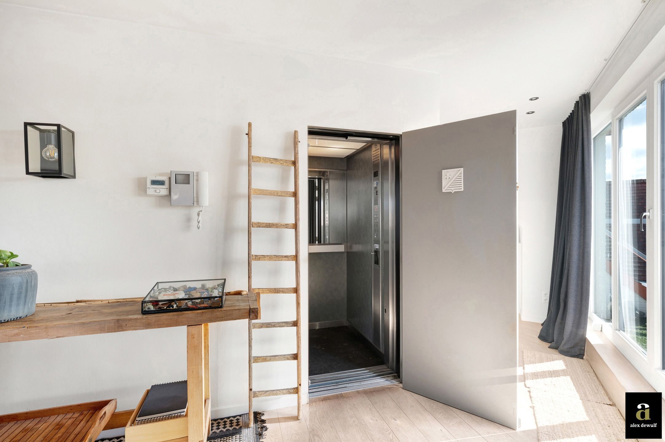 Ruim en licht dakappartement met groot terras te Duinbergen  foto 30