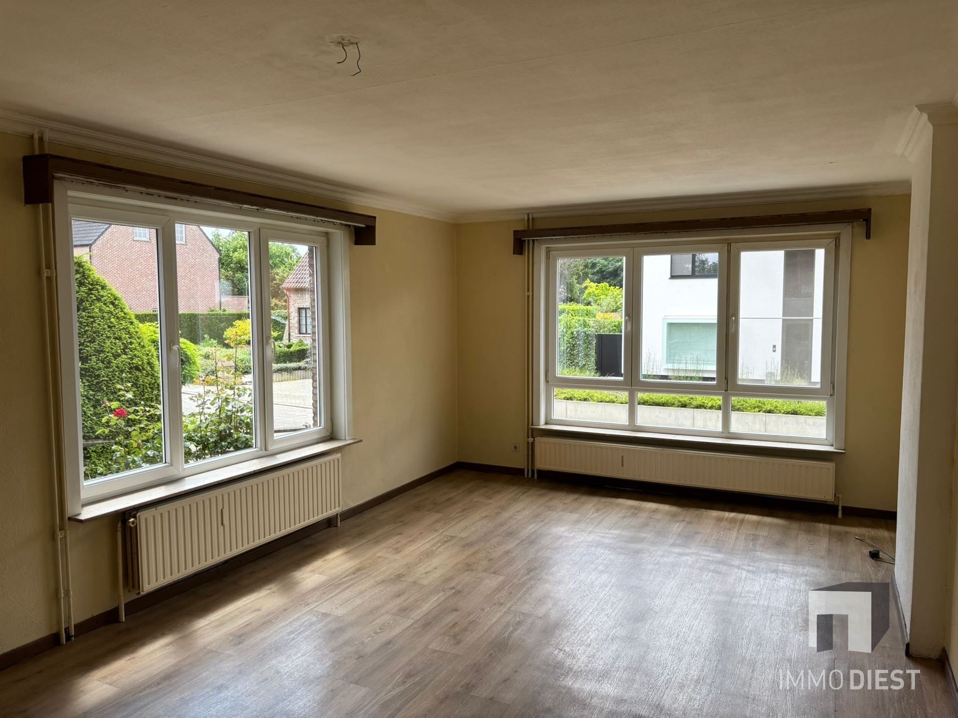 Leuke woning met tuin nabij het centrum - op te frissen foto 4