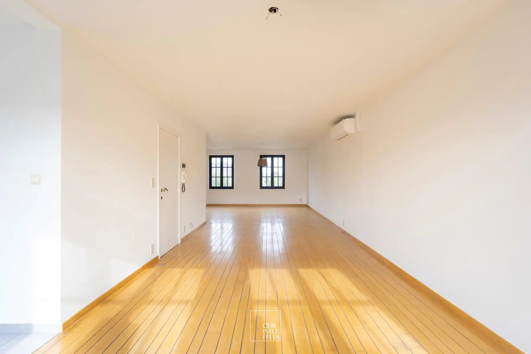 3 slaapkamer appartement van 187 m² met terras van ca 35m² gelegen in het centrum van Lanaken foto 7