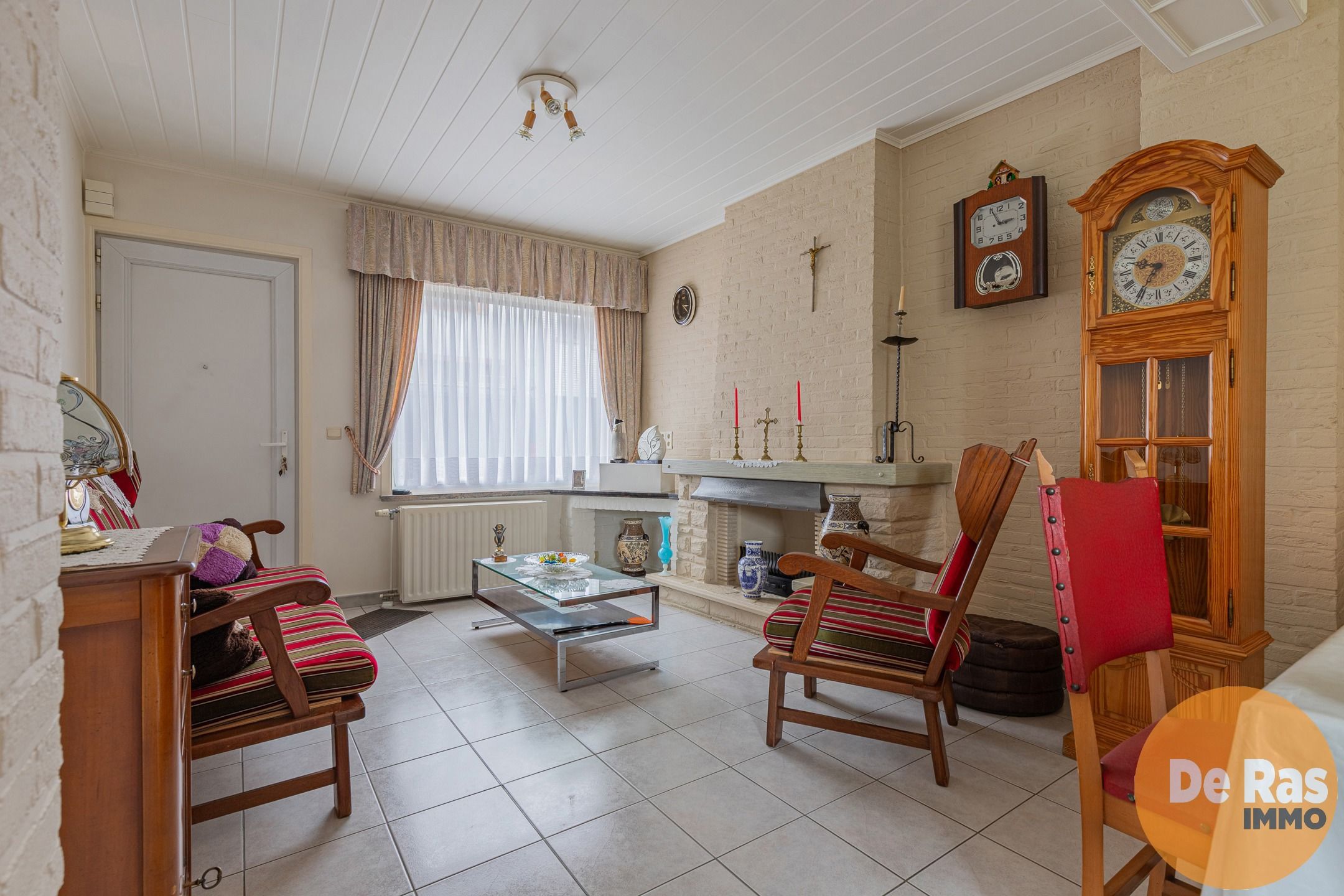 HERZELE– Starterswoning |Opbrengsteigendom nabij het centrum foto 4