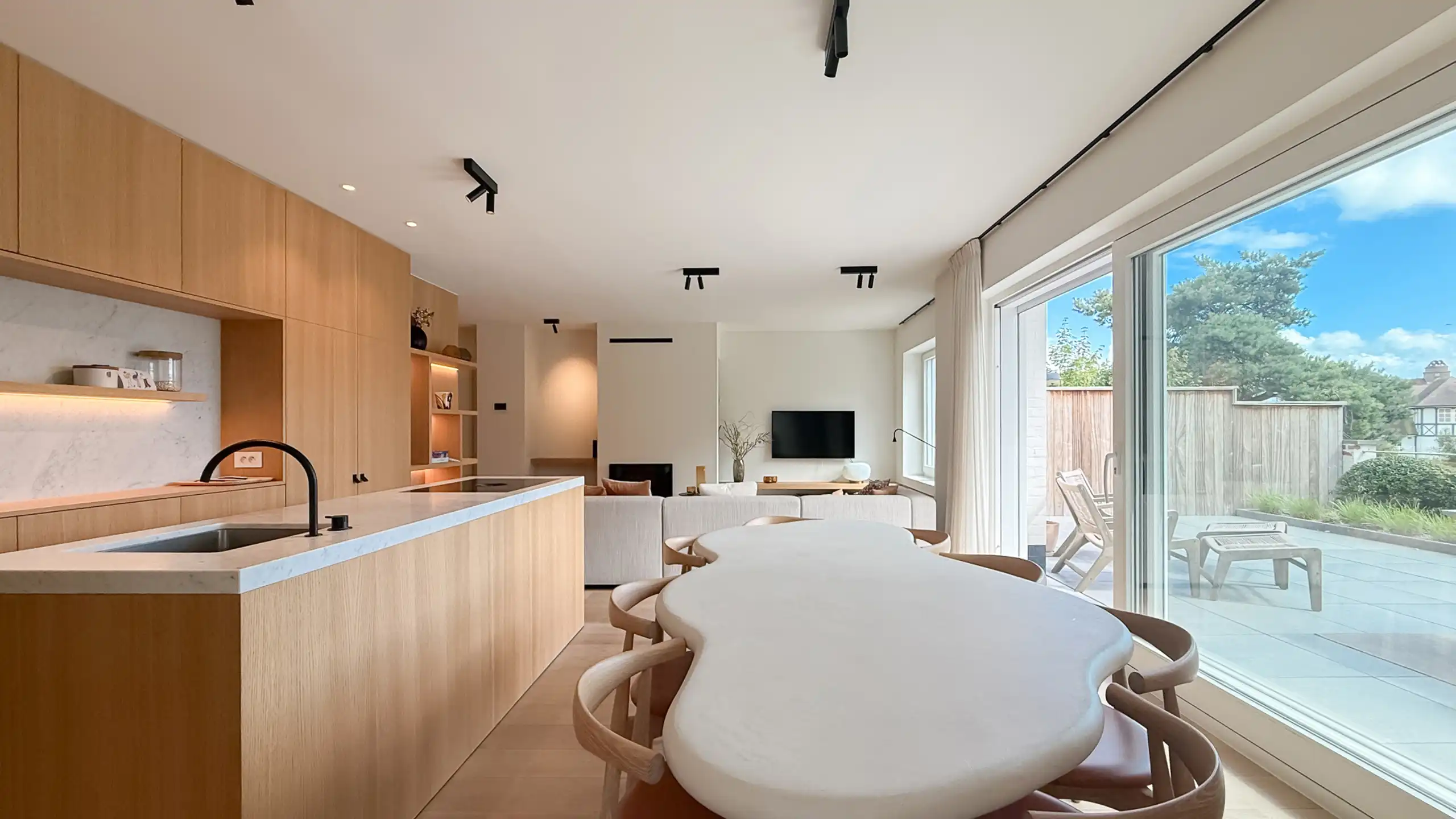 Luxueus tuinappartement met zonovergoten terrassen... foto 9