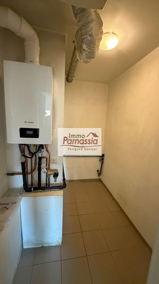 Zeer aangenaam en centraal gelegen 3 slaapkamer appartement  foto 14