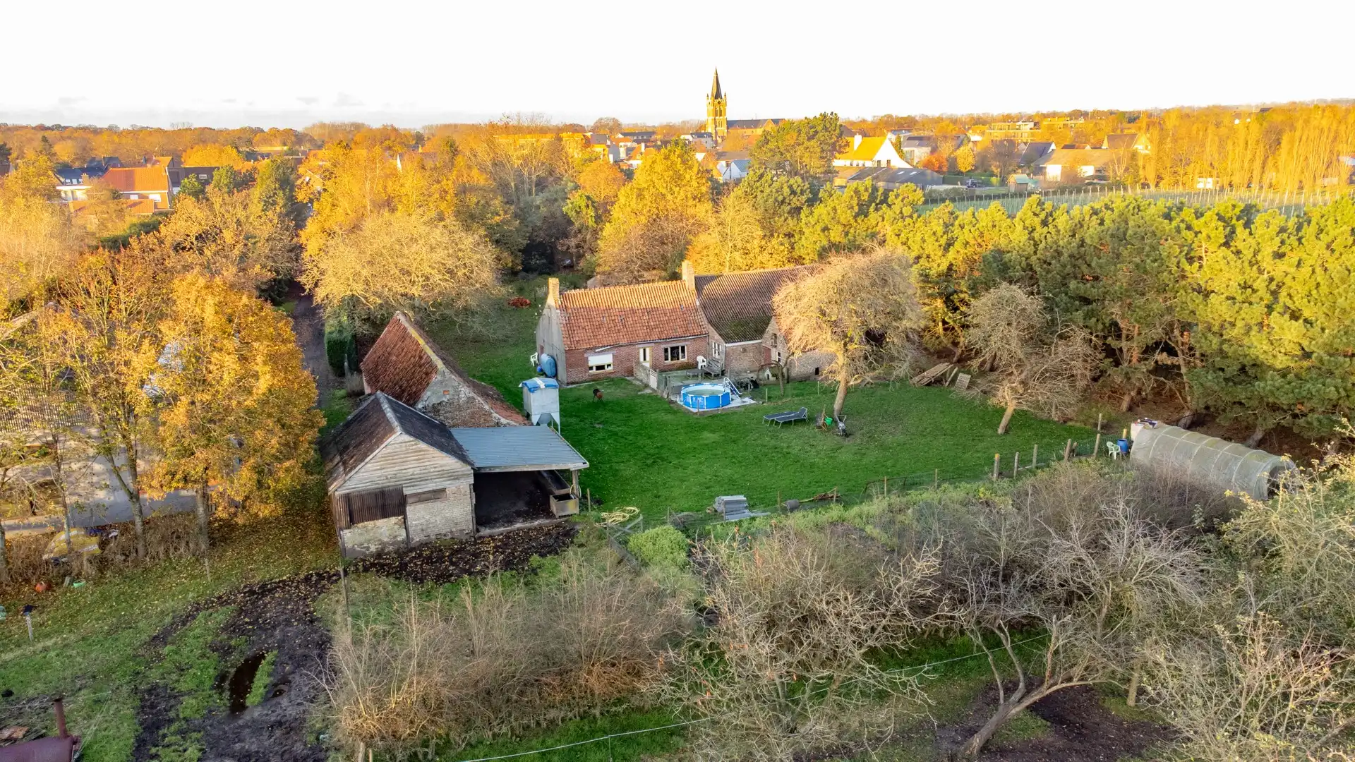 Uitzonderlijk gelegen hoeve op 3,5 ha foto 2