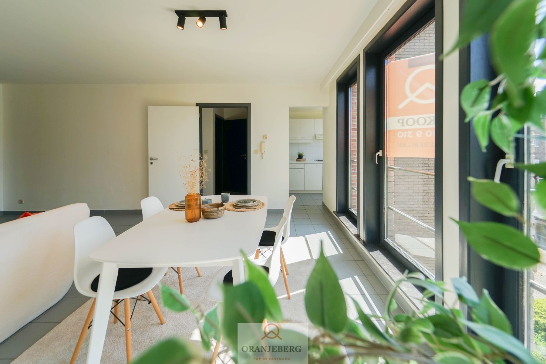Lichtrijk 2-slpk appartement Wondelgem foto 3