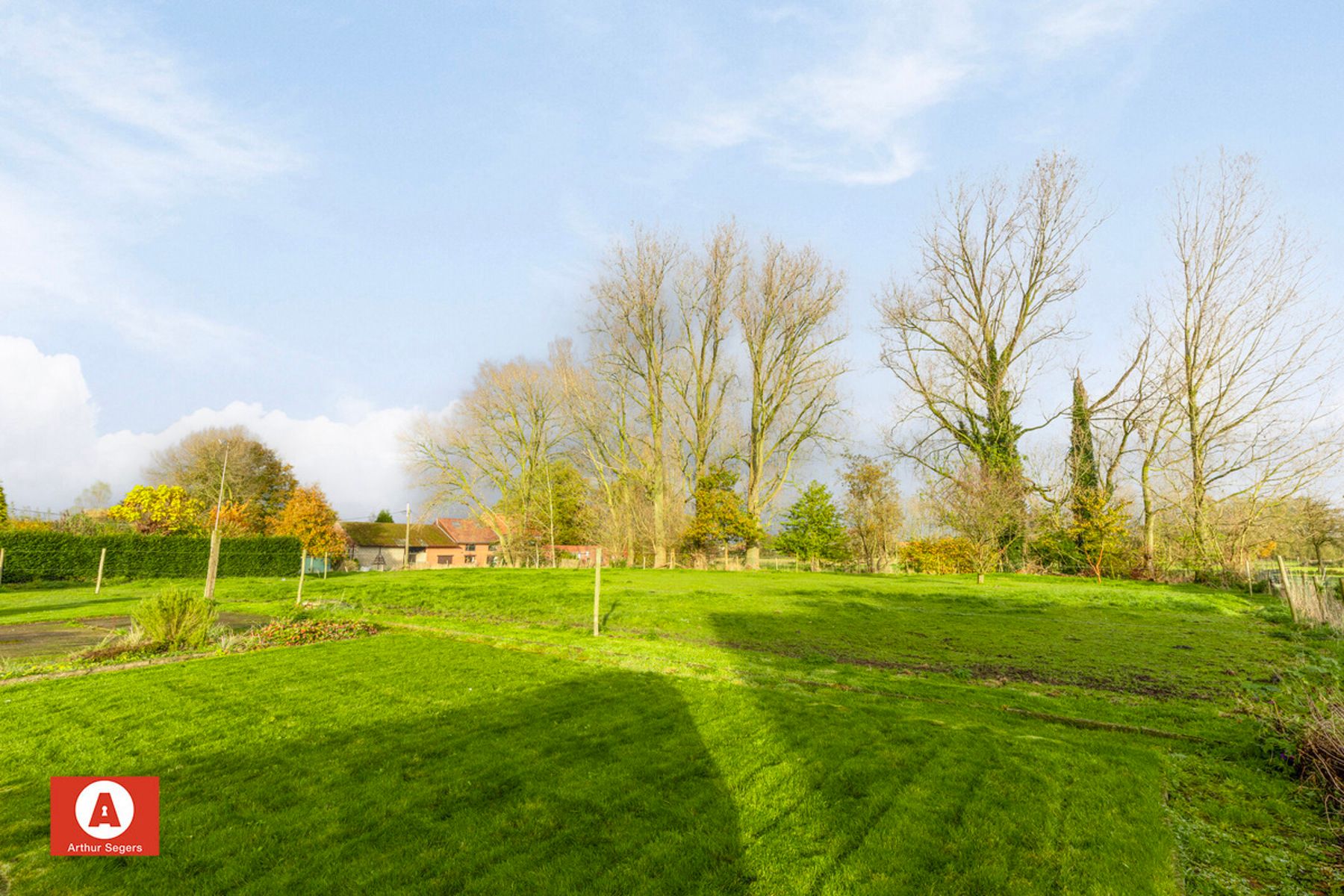 Unieke energiezuinige hoeve met 5 à 6 slaapkamers en weiland foto 28