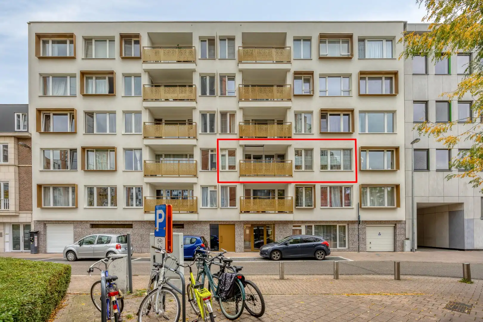 Goed gelegen appartement met 2 slaapkamers, terras, ondergrondse autostaanplaats en private kelderberging in Leuven! - EPC 98 kWh/m² - bewoonbare opp. 74 m² foto 2