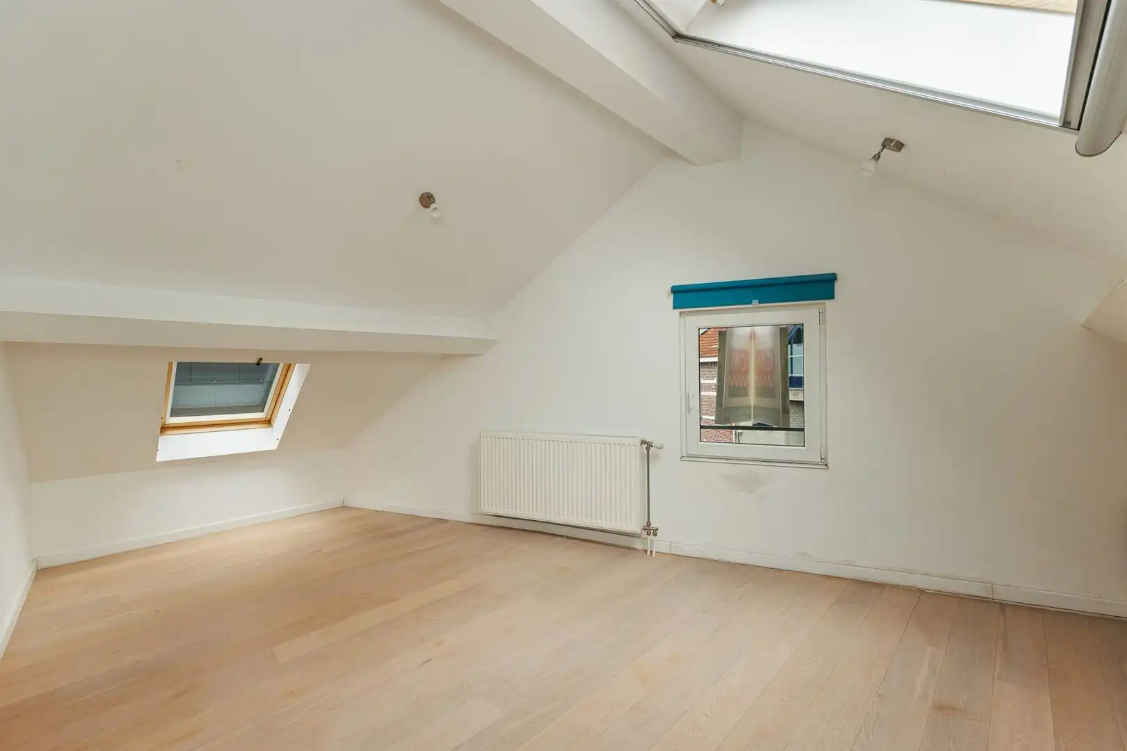 Gezellig dakappartement in een kleinschalig gebouw! foto 8