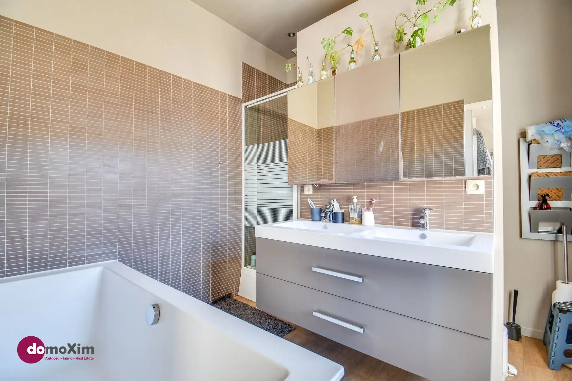 Karaktervolle herenwoning met vier slaapkamers en terras foto 11