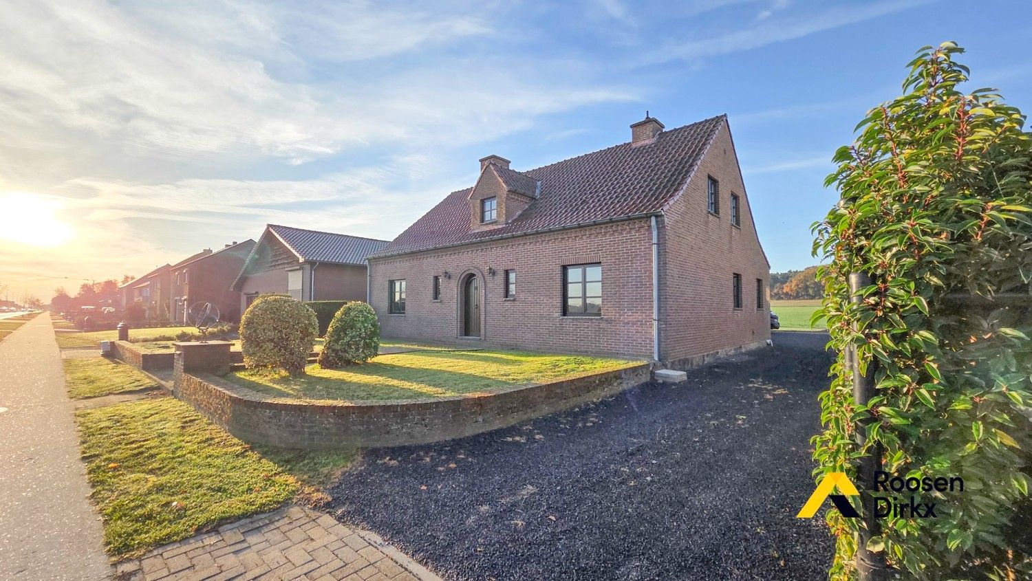 Degelijke woning met 3 slaapkamers en prachtig zicht op ±9 are! foto 29