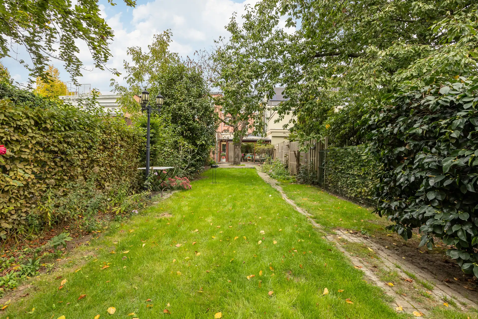 Ruime herenwoning met 5 slaapkamers en praktijk in centrum foto 21