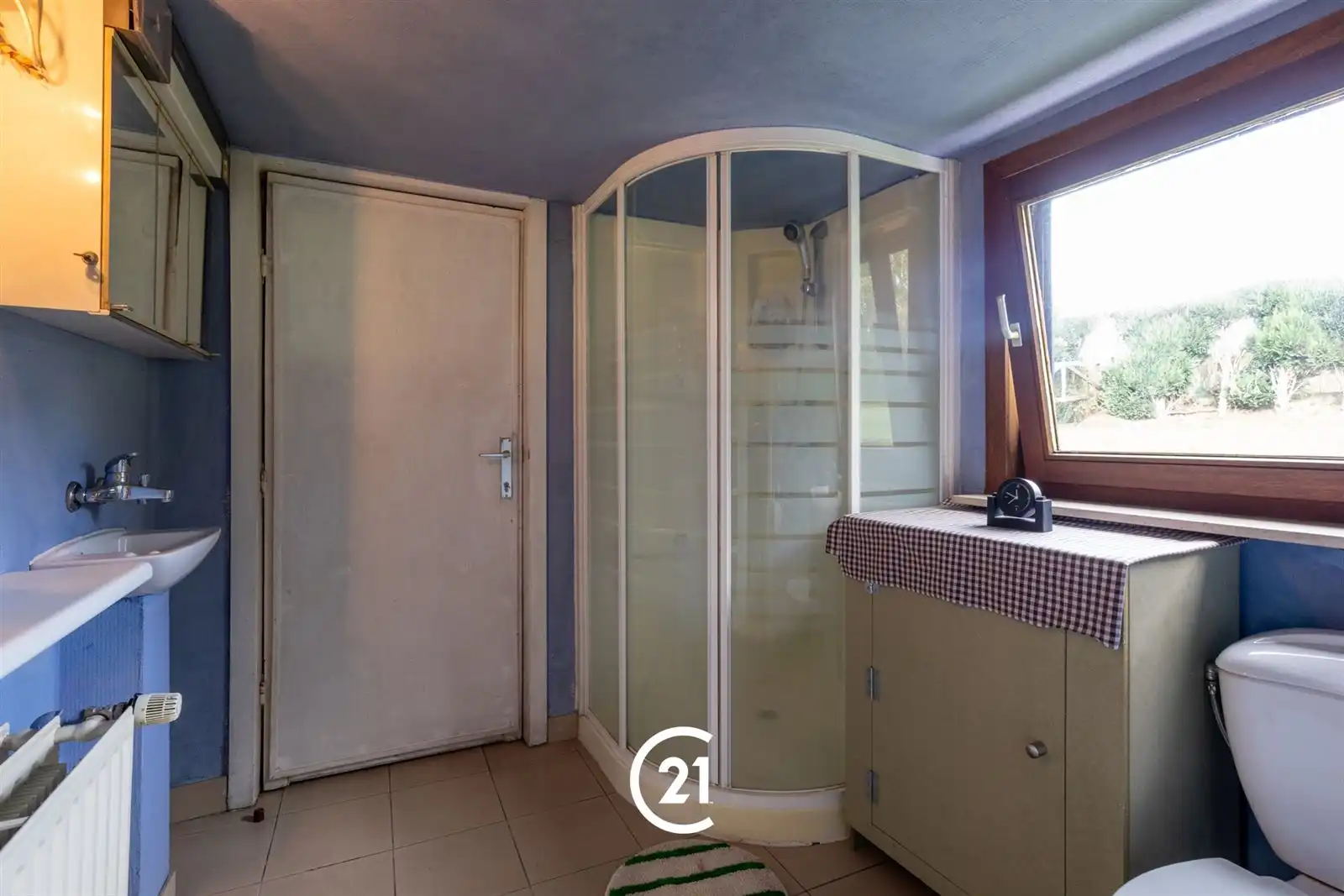 Te renoveren woning op een ruim perceel van 2.220 m² foto 11