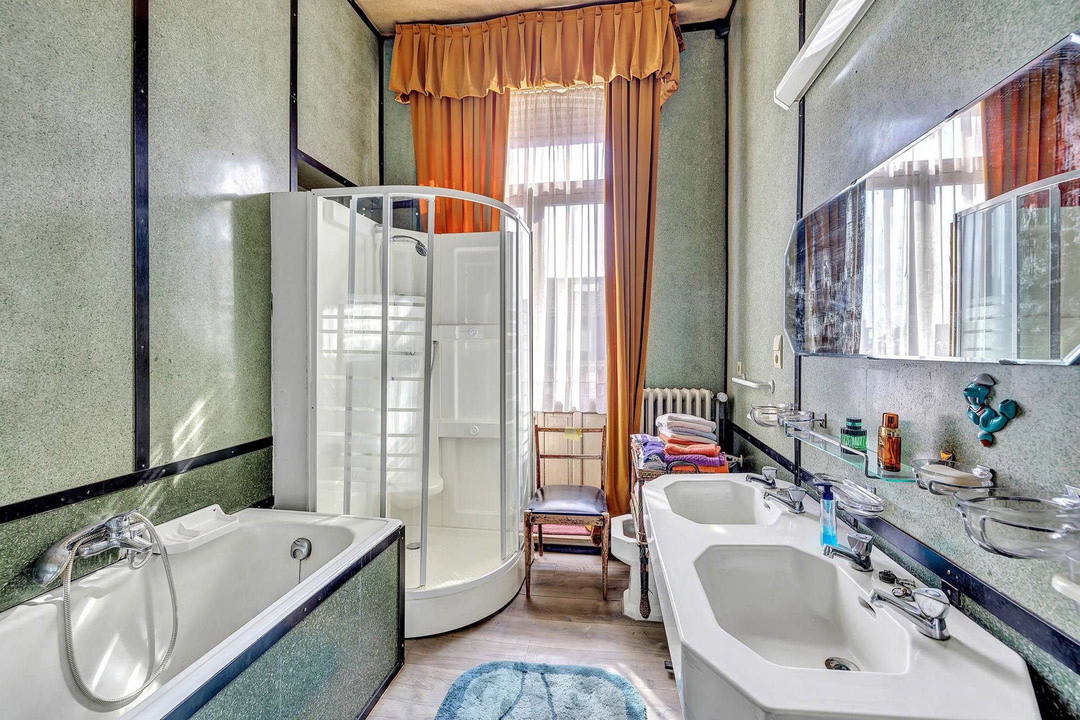Imposante herenwoning met diverse mogelijkheden foto 18