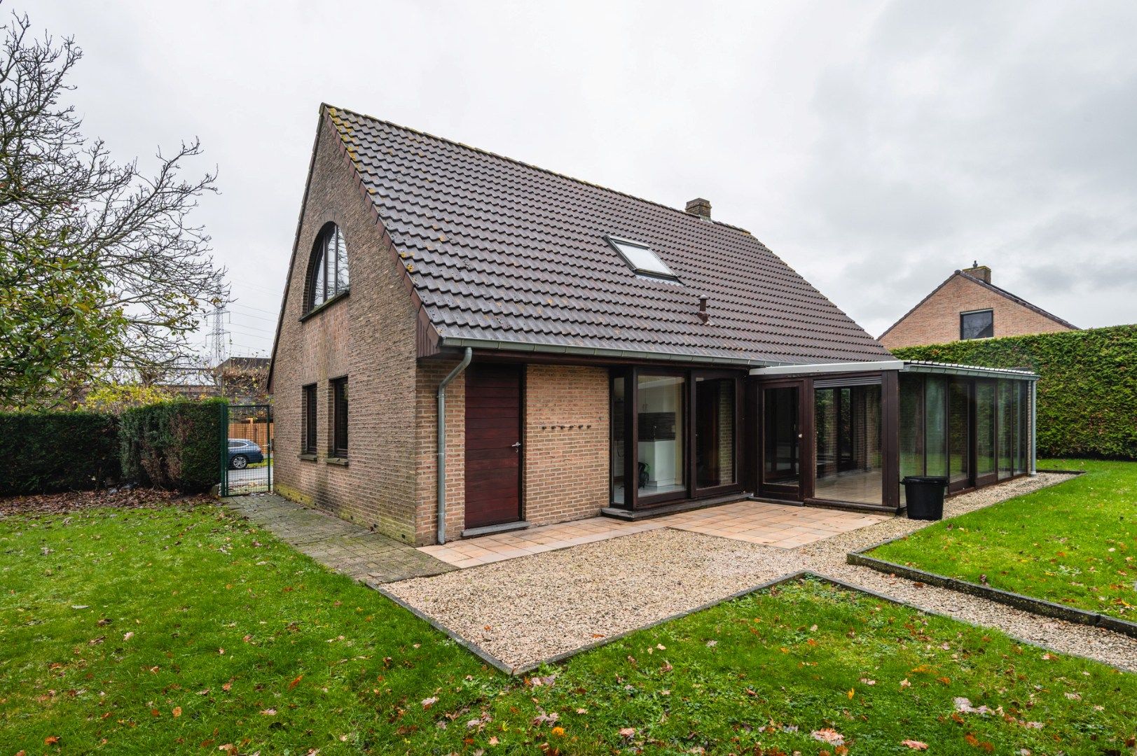 Open bebouwing op 950 m² met 4 kamers en garage foto 4