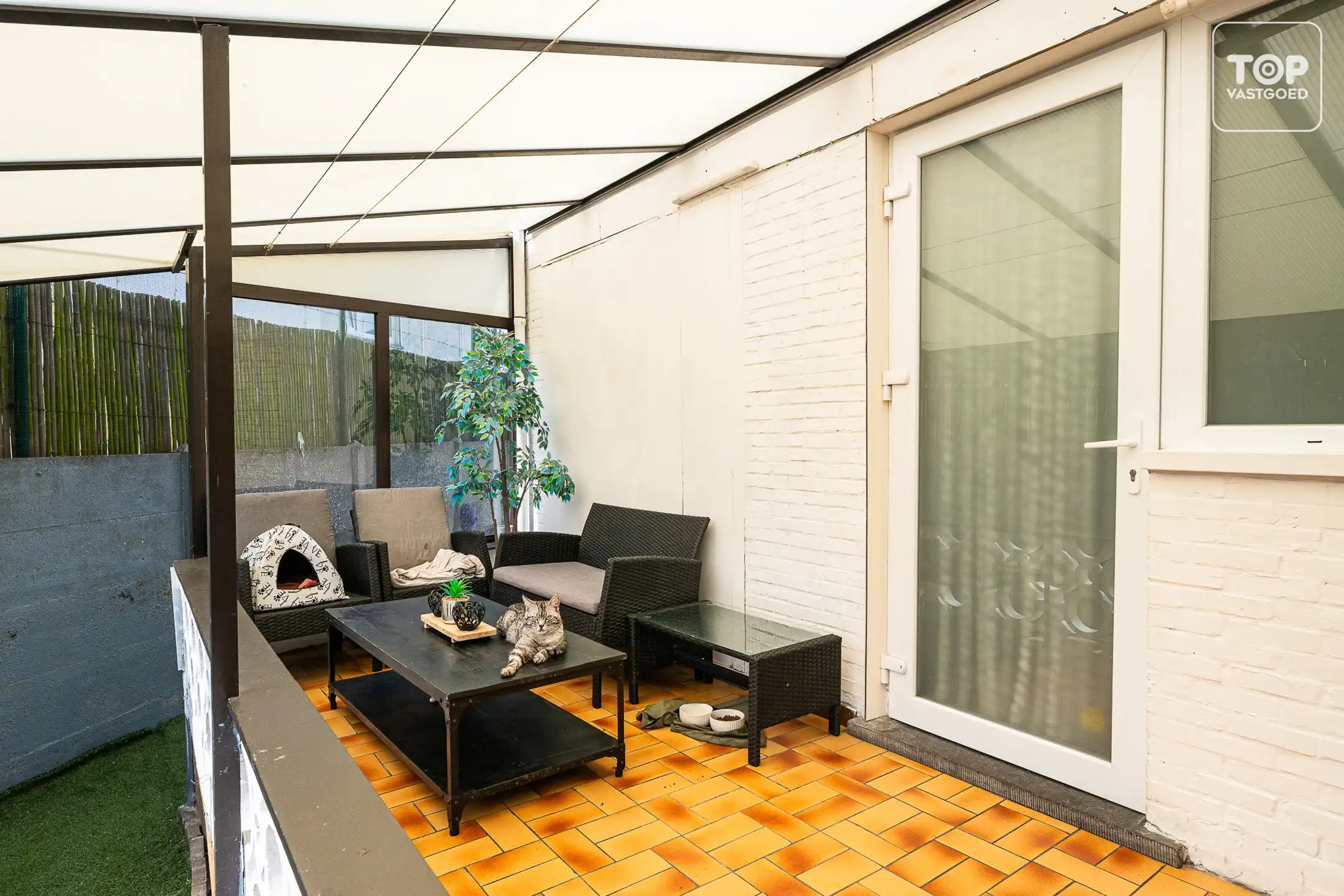 Instapklare HOB met 4 slaapkamers en tuin foto 20