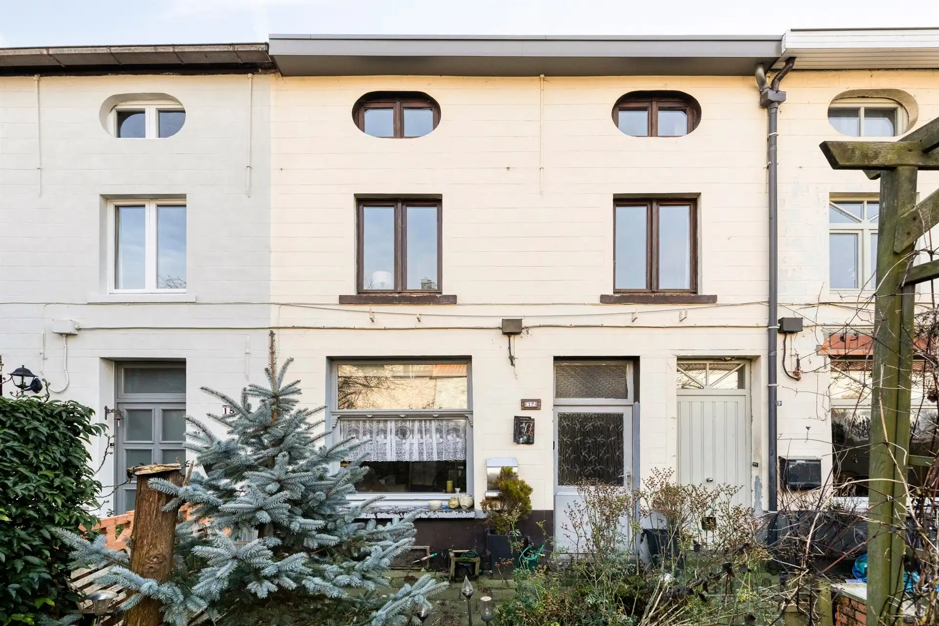 Renovatiepand op unieke locatie foto 2