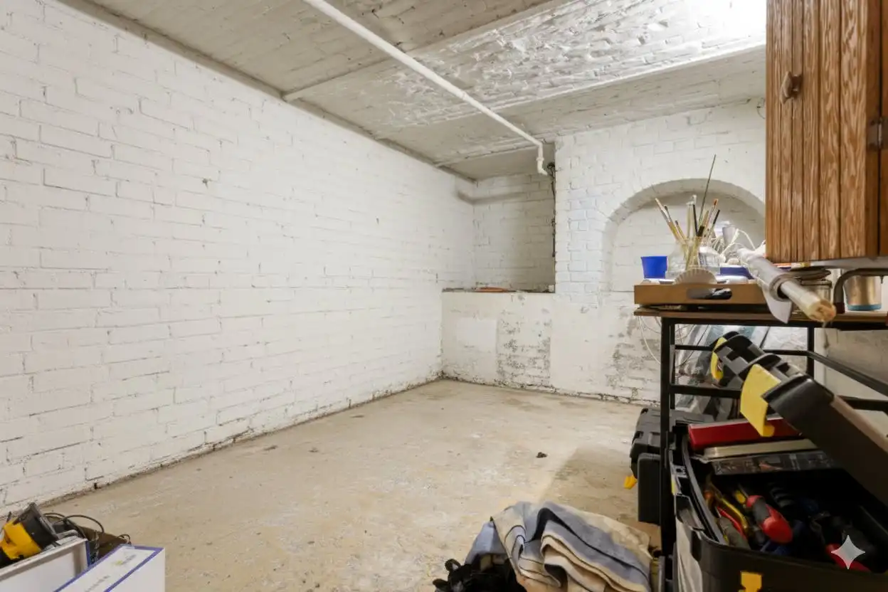 Instapklaar huis te koop nabij het centrum van Izegem. foto 8