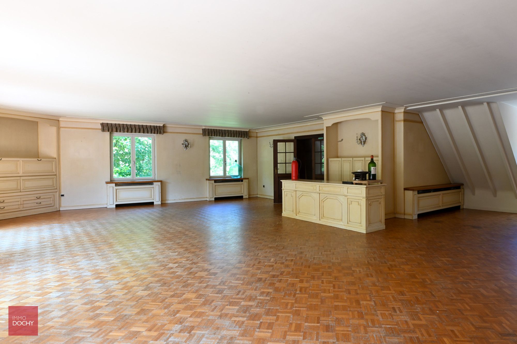 Landelijk en rustig gelegen handelscomplex met woonst foto 16