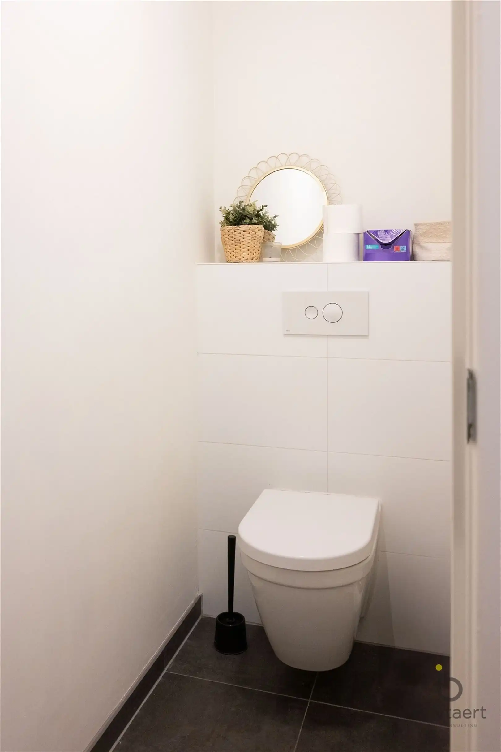 Stijlvol 1-slaapkamer appartement met terras en zicht op Kempisch Dok foto 11