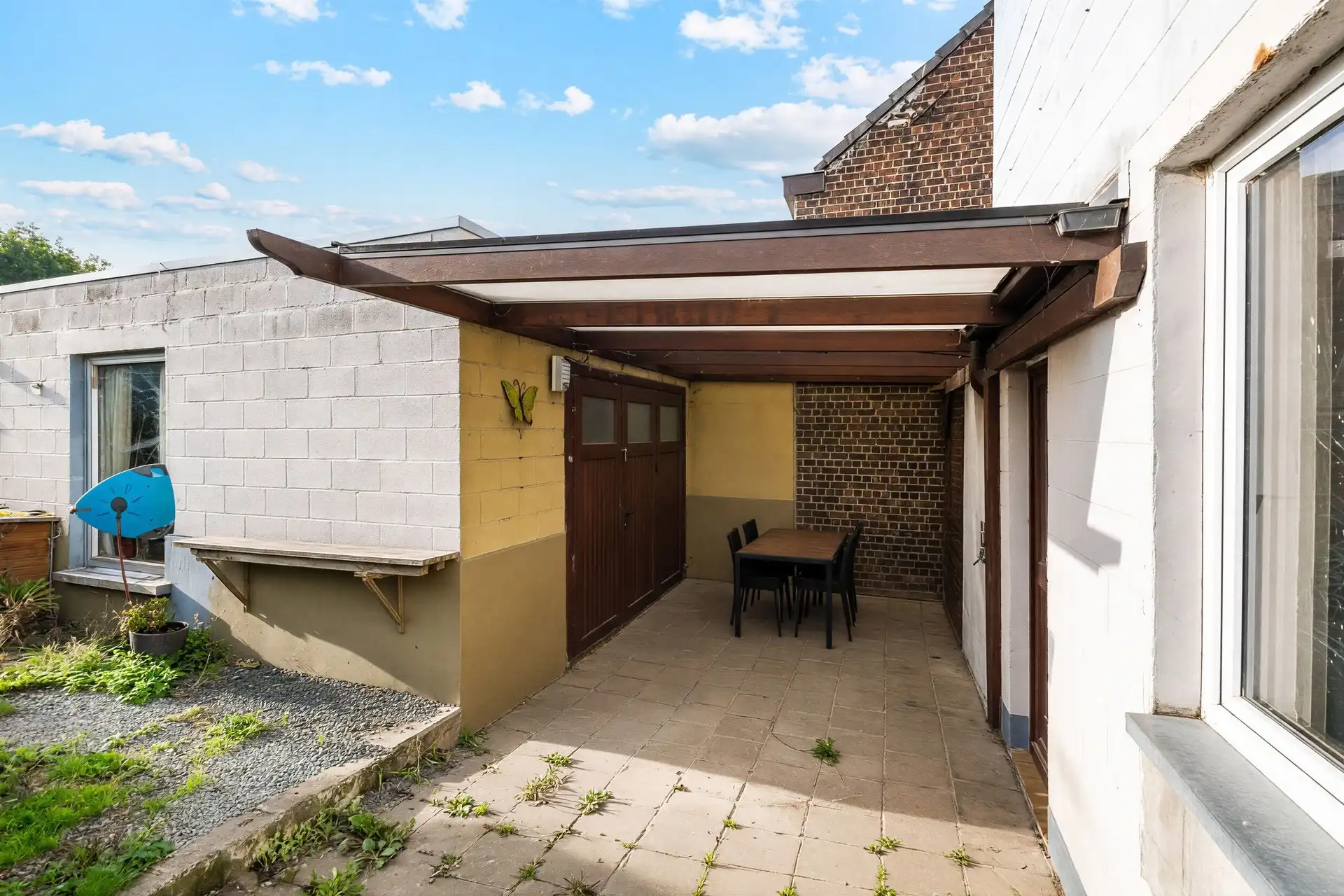 Ruime halfopen bebouwing met mooie tuin, garage en tal van mogelijkheden foto 18
