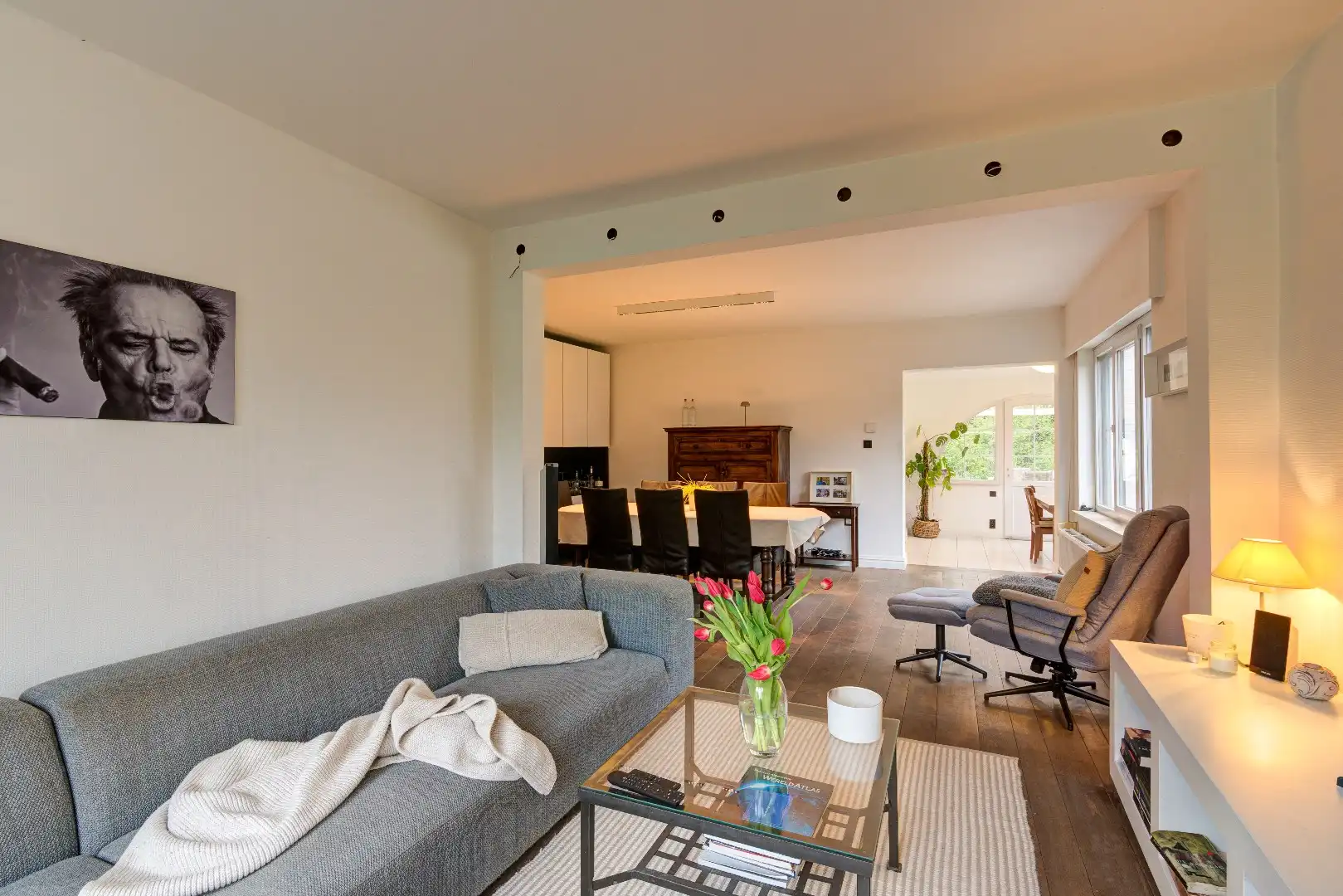 Half open woning in Schilde met zonnige tuin op het zuidwesten, terras en 4 slaapkamers, 1 badkamer en 4 parkeerplaatsen foto 9