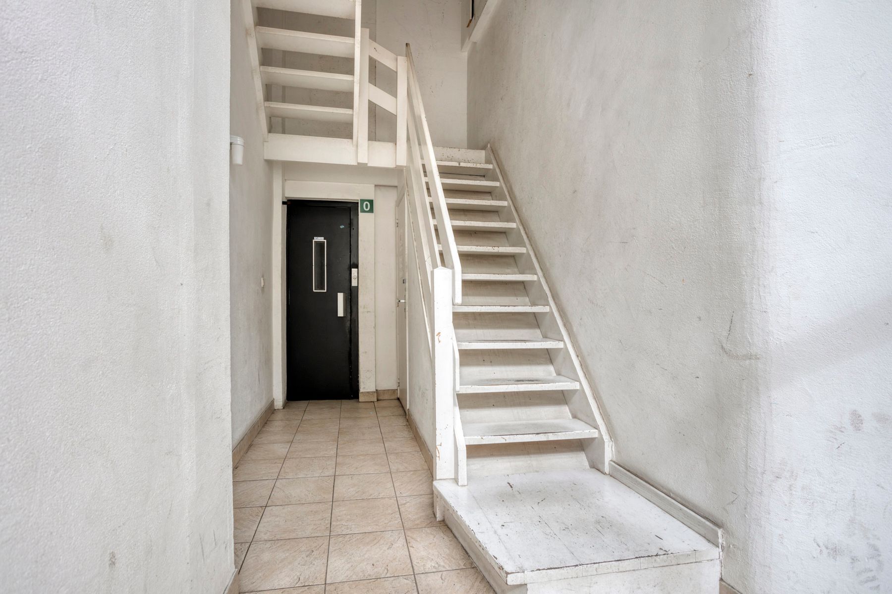 Charmante studio in hartje Brussel te koop foto 15