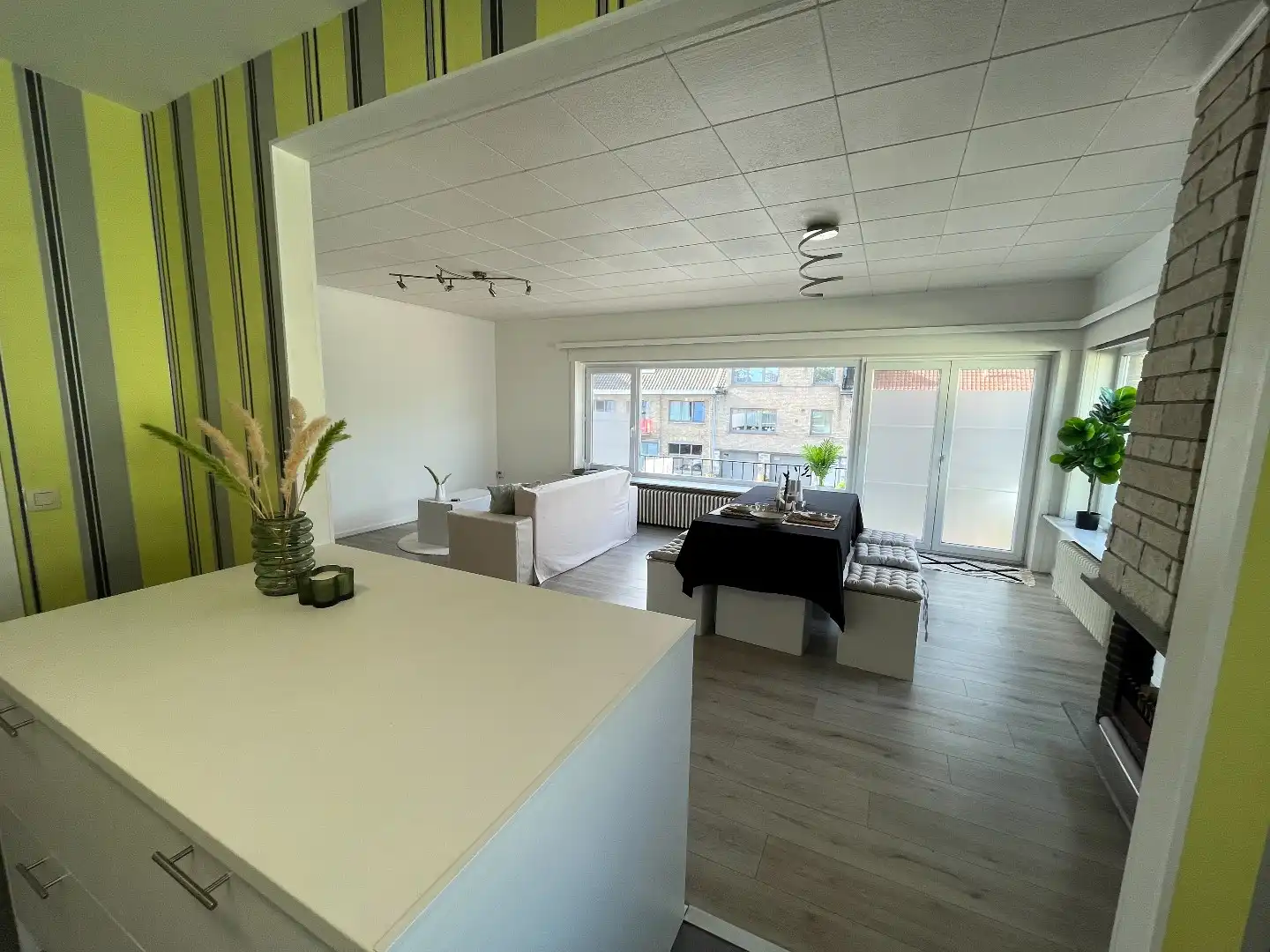 Instapklaar appartement met 2 slaapkamers in centrum St Kruis! foto 4