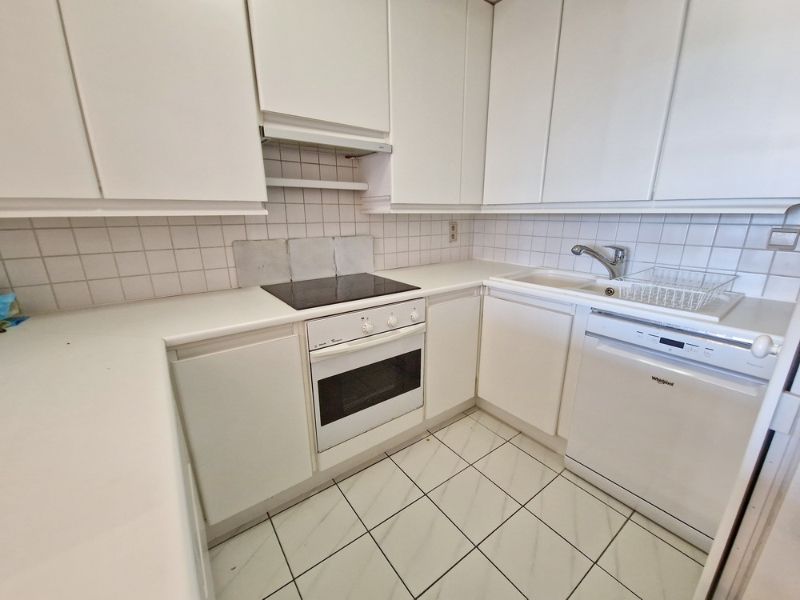 Unieke ligging! Twee slaapkamers met zicht op zee en duinen. foto 4