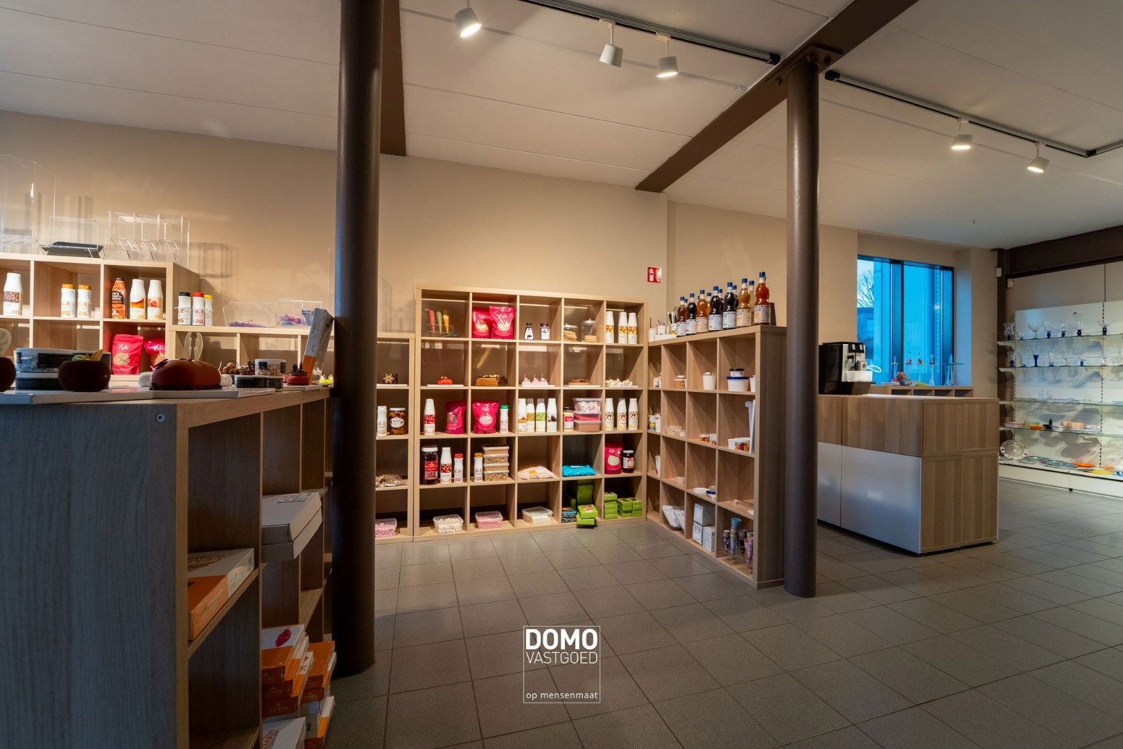 Industrieel vastgoed met sterke visibiliteit en tal van mogelijkheden foto 7