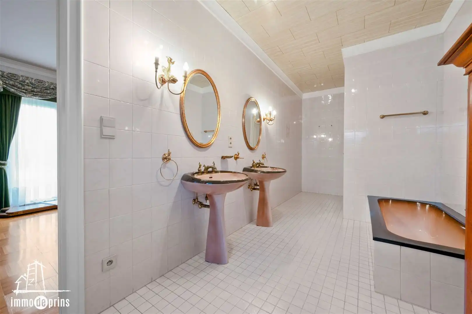 Villa, open bebouwing foto 13