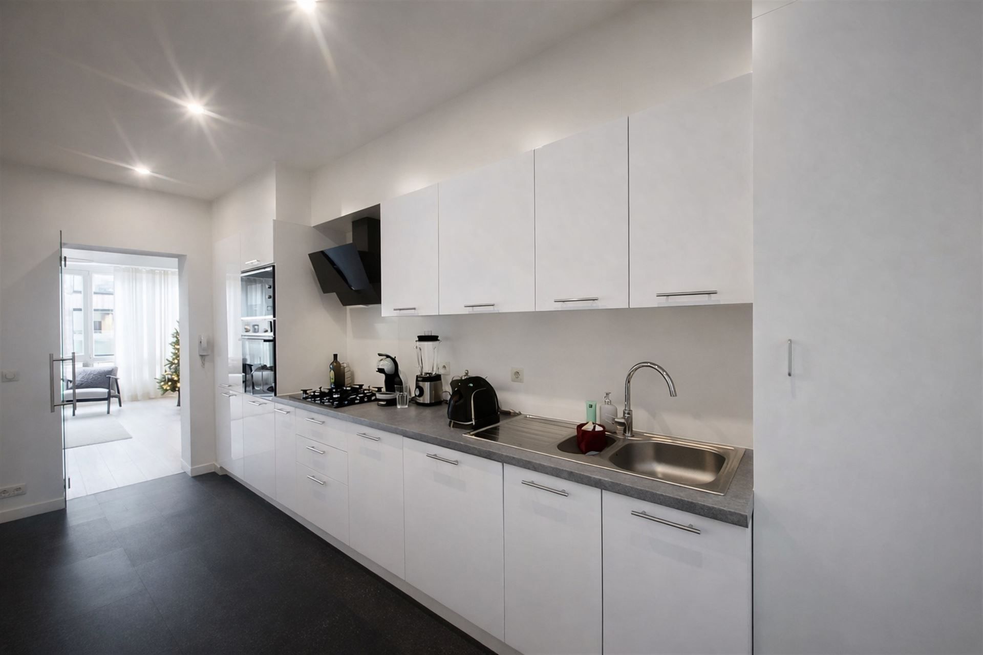 Handelspand op levendige locatie in Mechelen foto 3