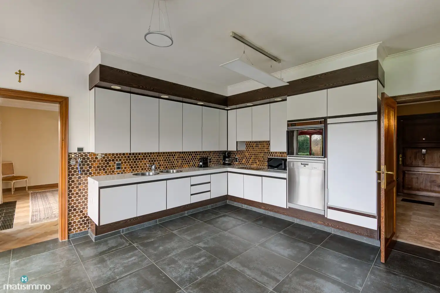 RIANTE VILLA MET CHARMANTE UITSTRALING ALS LANDHUIS OP ZEER RUIM PERCEEL IN WELLEN foto 10