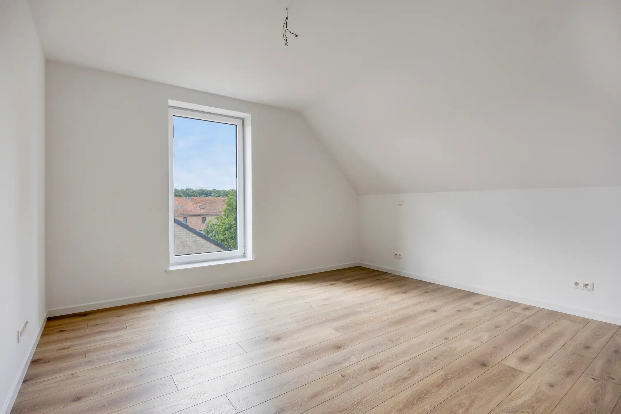 Nieuwbouwwoning met 6 slaapkamers & 3 badkamers (aan 6% btw) foto 23