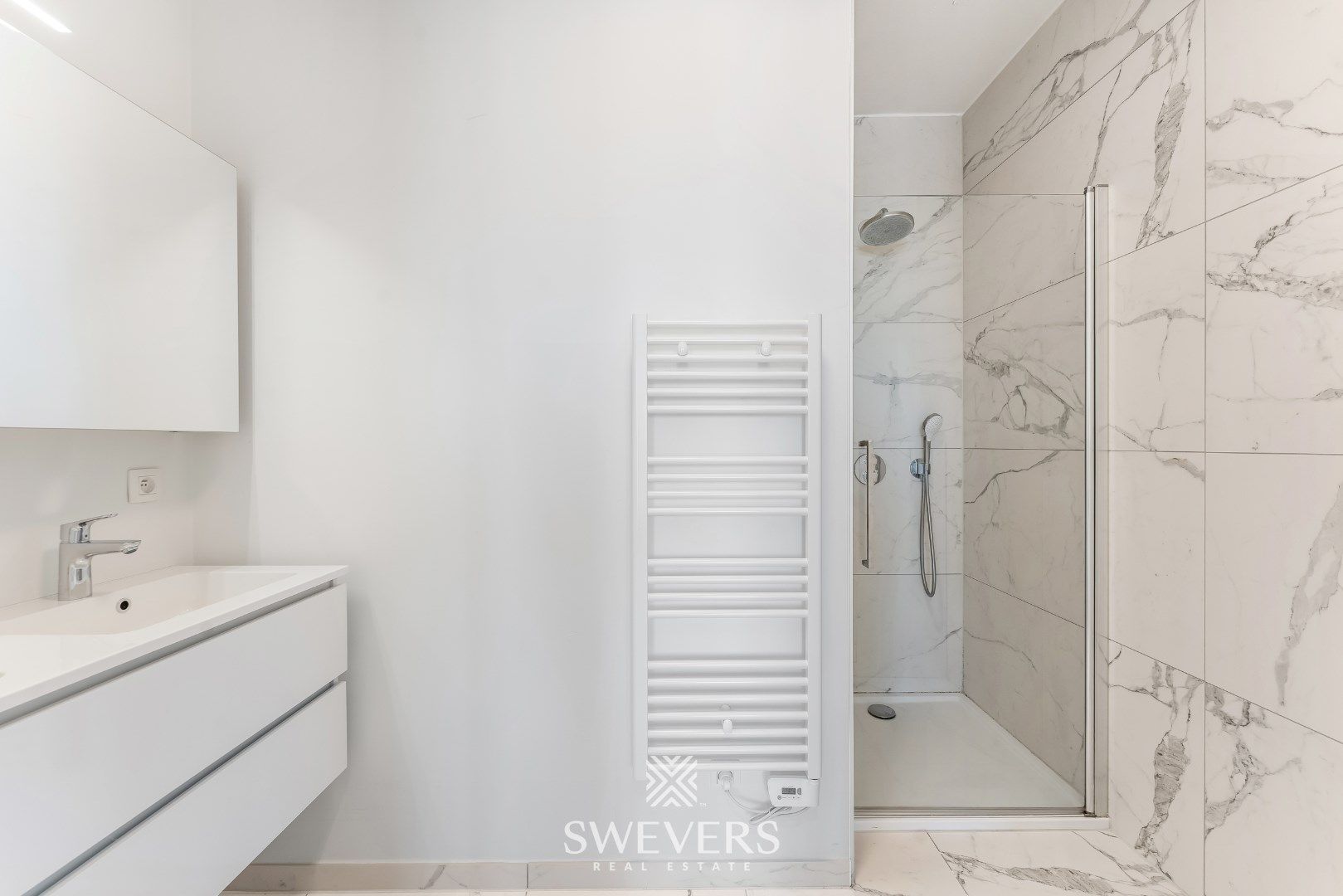 Luxueus instapklaar appartement met twee terrassen én parkeergarage in Quartier Blue foto 16