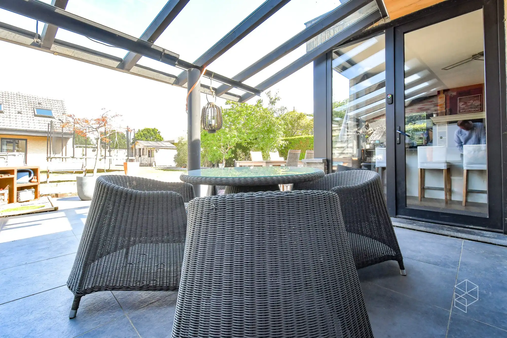 Ruime gezinswoning met 4 slpks en volwaardig polyvalent bijgebouw en grote tuin foto 18