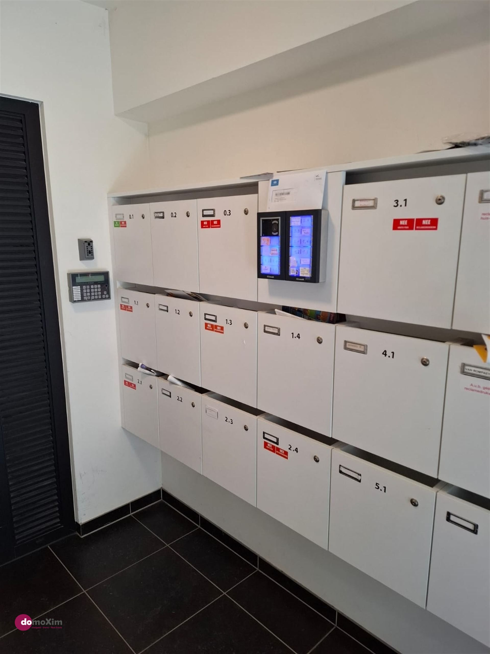 Gemeubelde studio mét airco in het bruisende hart van Leuven! foto 21
