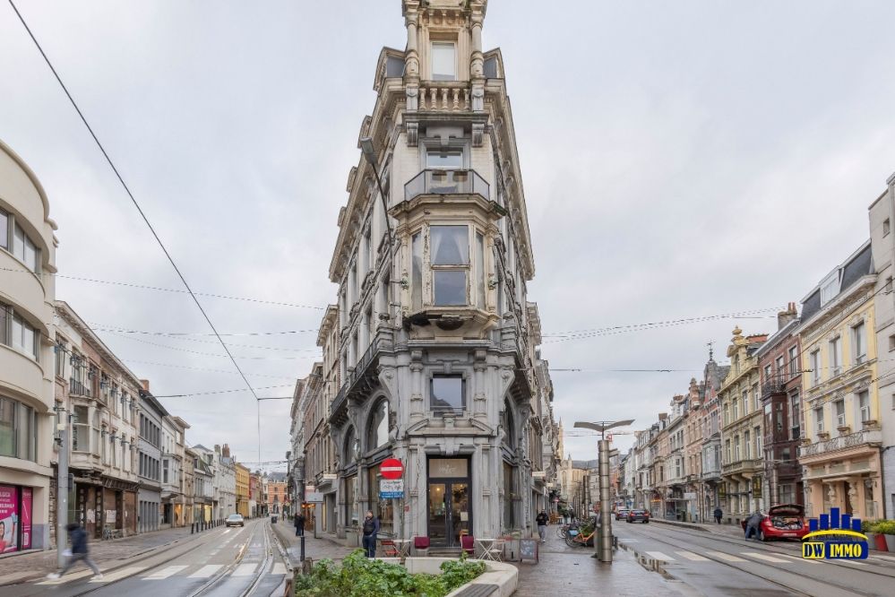 Gekende koffiebar op top locatie over te nemen in Gent-Centrum foto 3