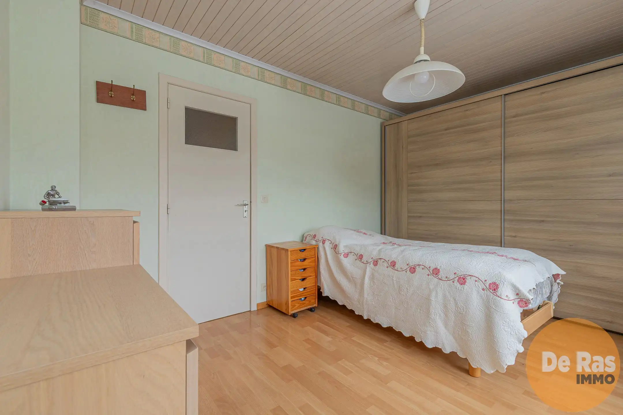MERE- Leuke halfopen bebouwing in een rustige omgeving foto 17