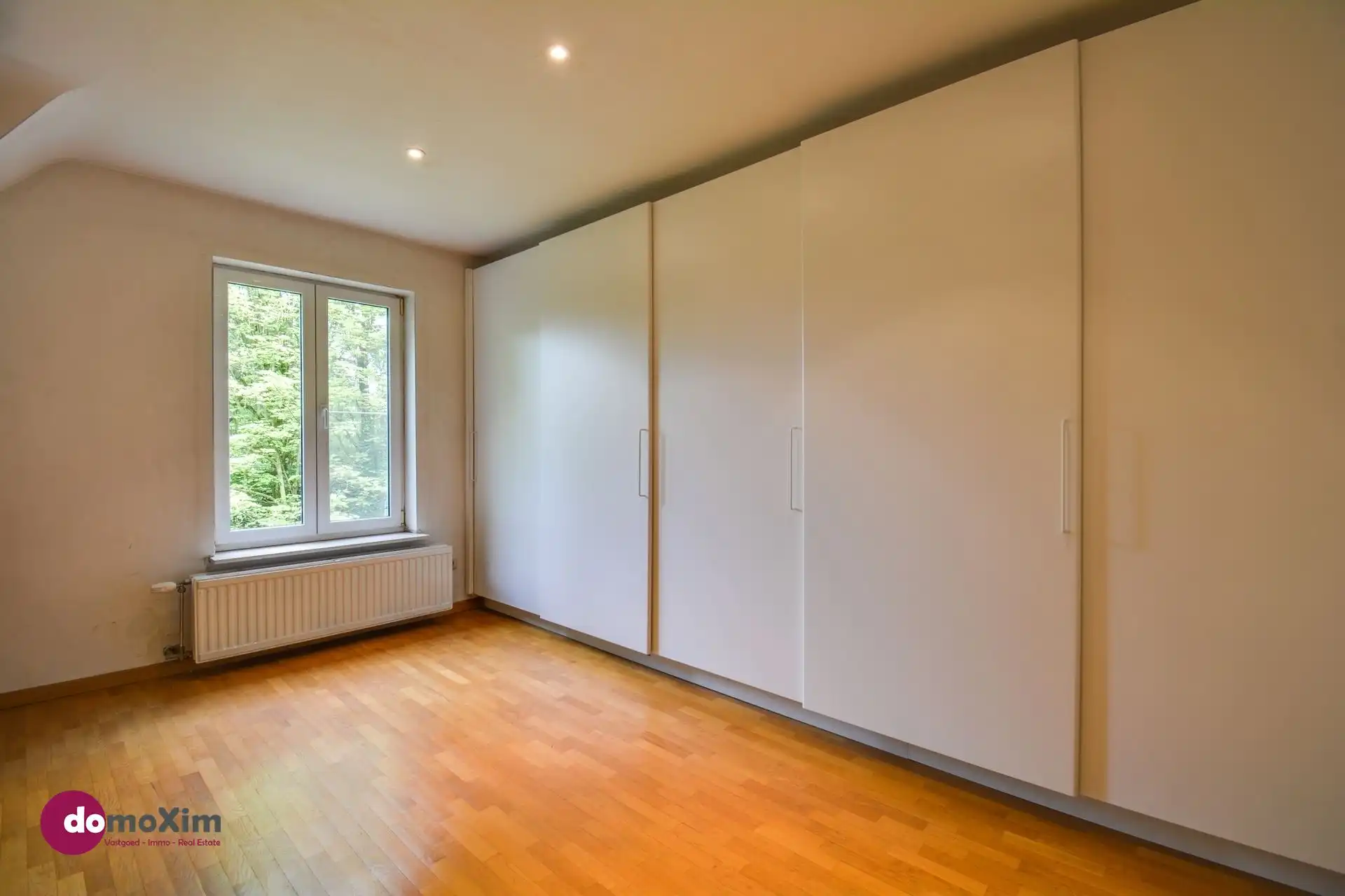 Achterin gelegen villa met tal van ruimte op een ruim perceel in Schiplaken foto 19