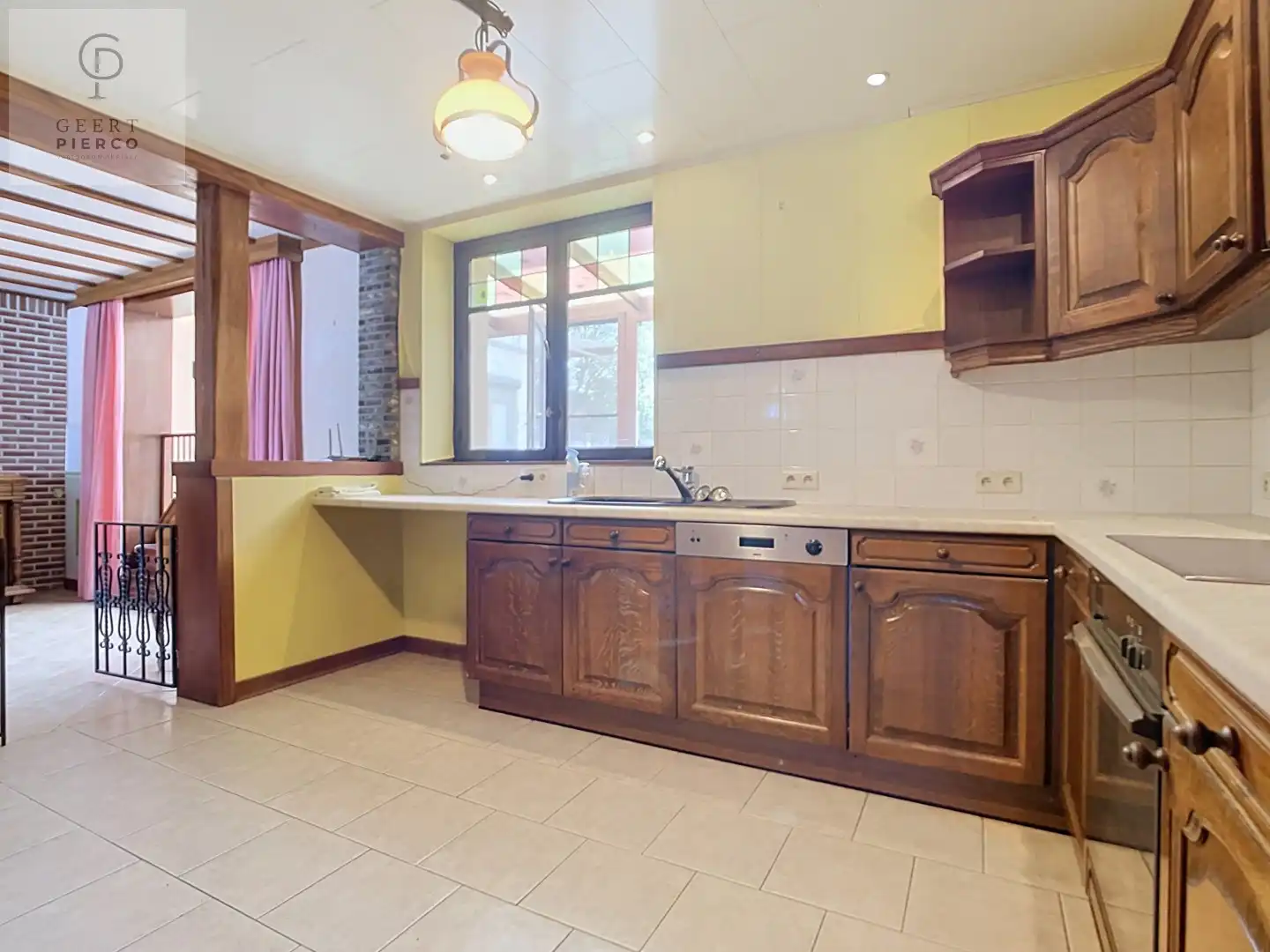 Charmante halfopen woning te Niel-bij-Sint-Truiden foto 9
