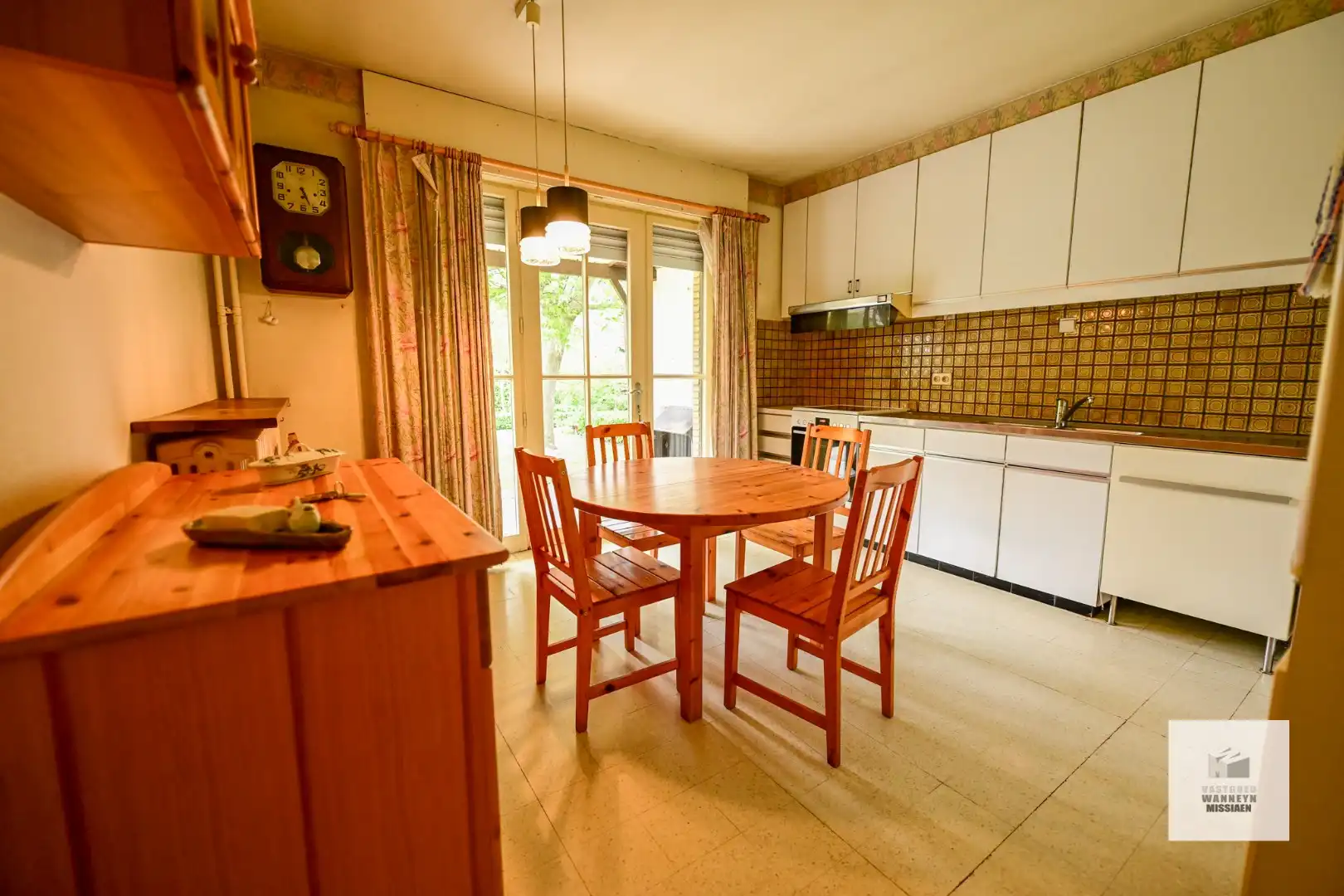 Open bebouwing met 4slpk op toplocatie  foto 6