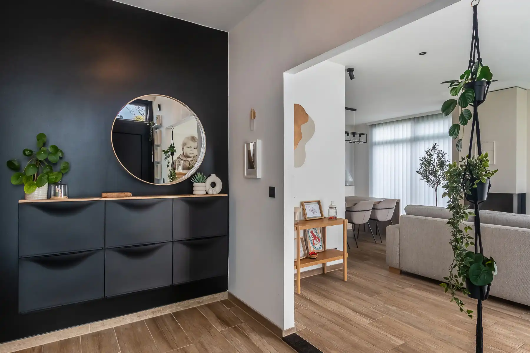 Gerenoveerde en instapklare gelijkvloers woning met 3 slaapkamers en garage  foto 3