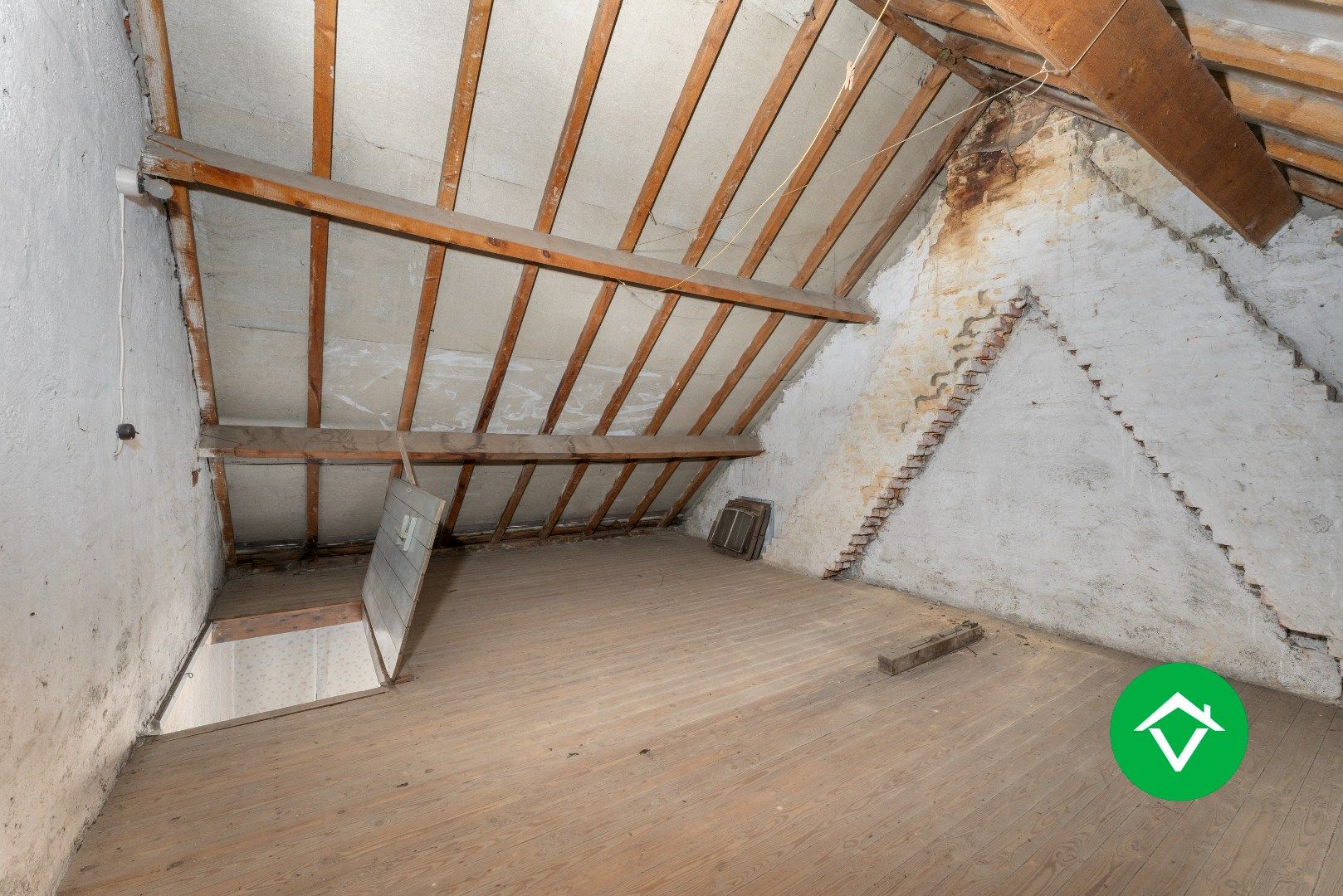 Ruime woning met 5 slaapkamers, diepe tuin en garage te Staden foto 25
