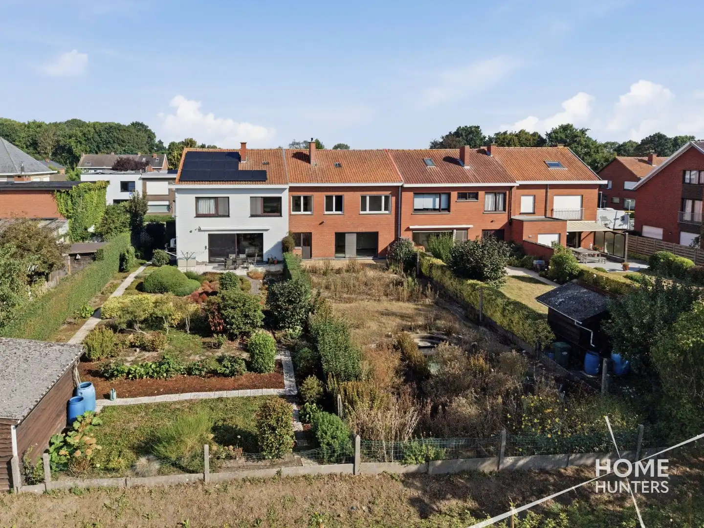 Ruime woning met oprit, garage, gunstig EPC en maar liefst 5 slaapkamers foto 4