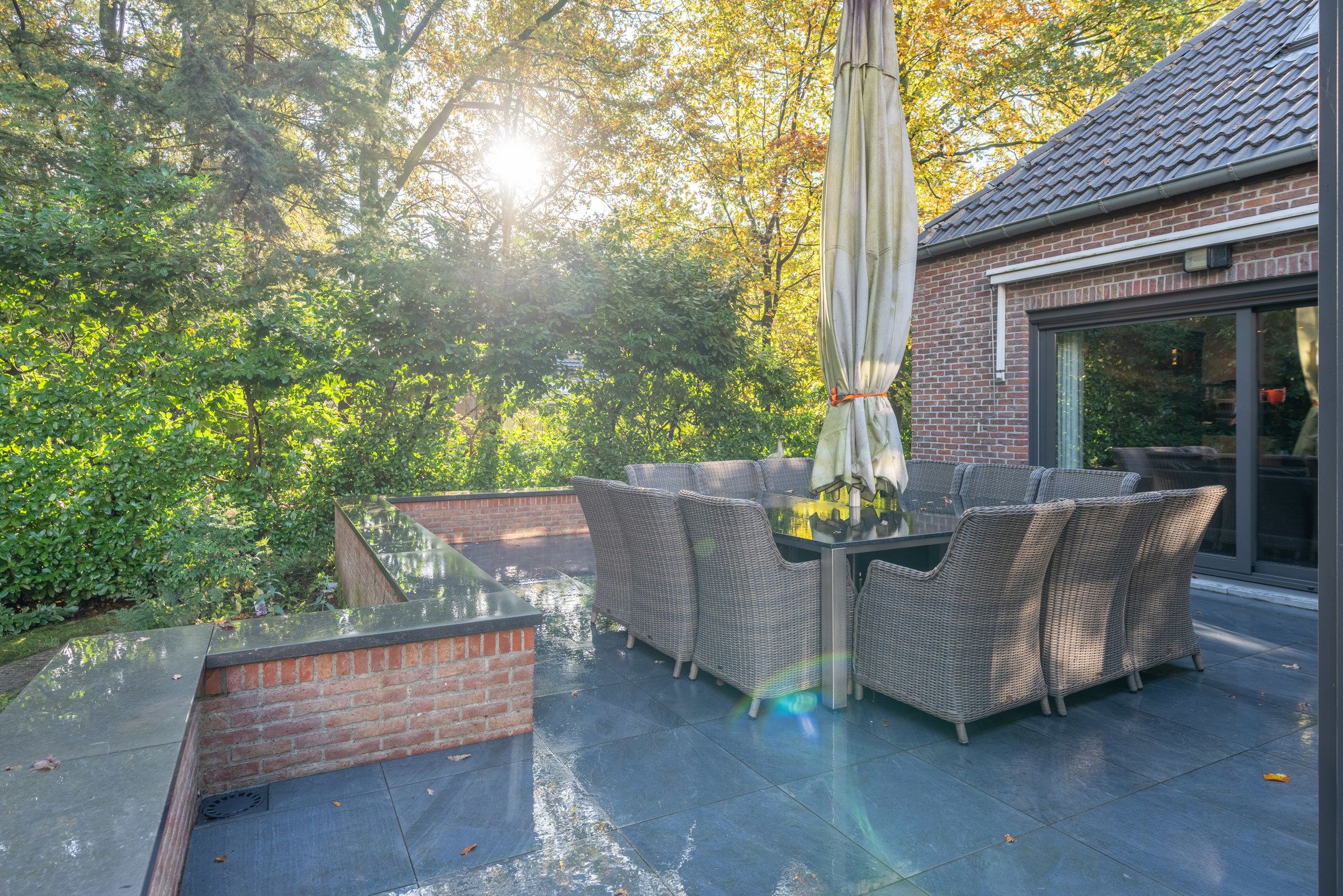 Prachtige villa op een perceel van 2.633m² foto 4