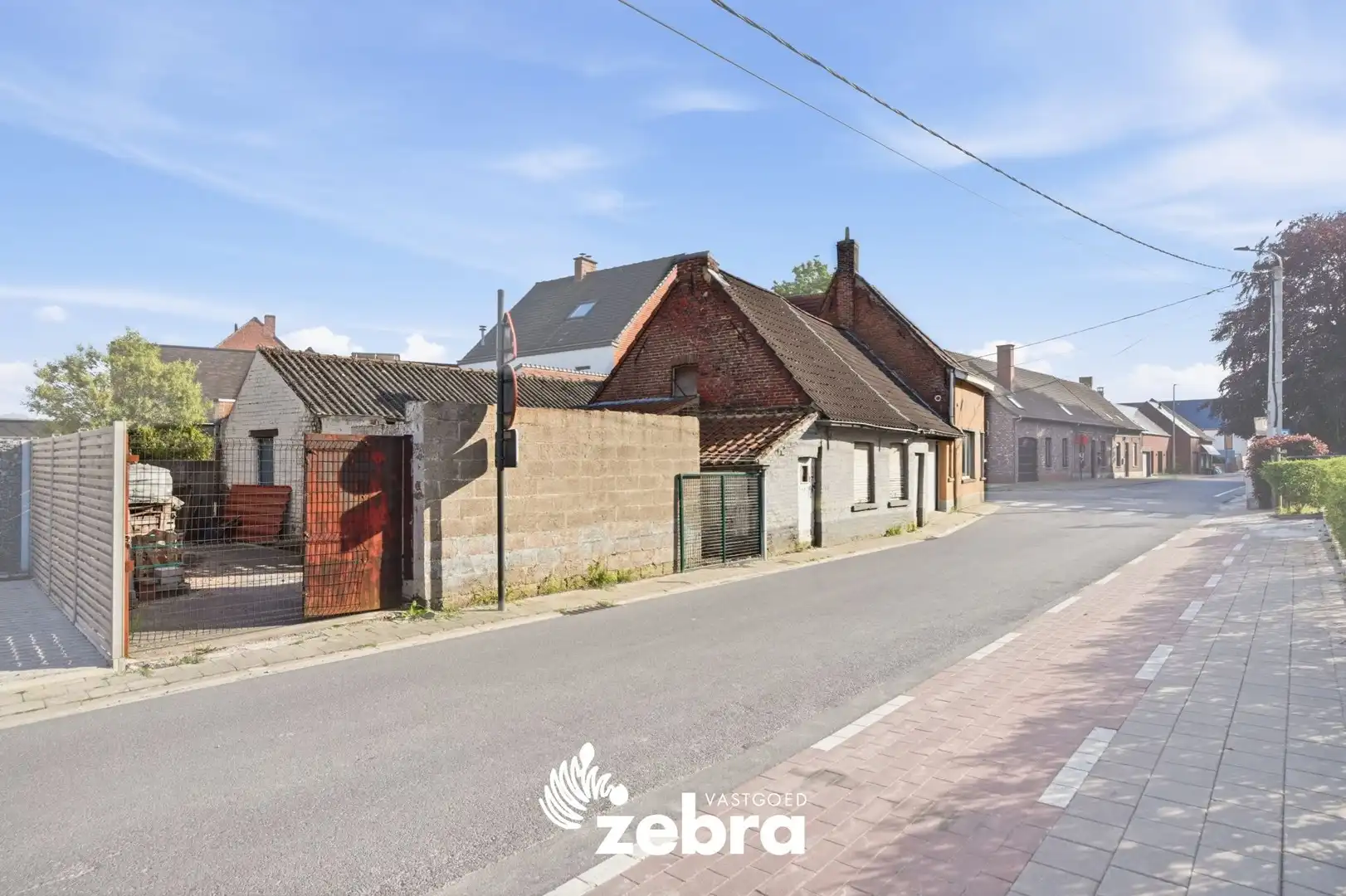 Charmante hoekwoning met garage en ruime bijgebouwen in Meulebeke! foto 23
