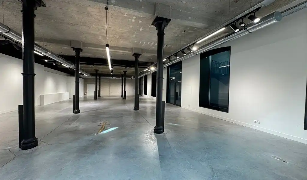 Kantoorruimte of showroom te huur in gerenoveerd pakhuis Valkeniersnatie in Antwerpen foto 12